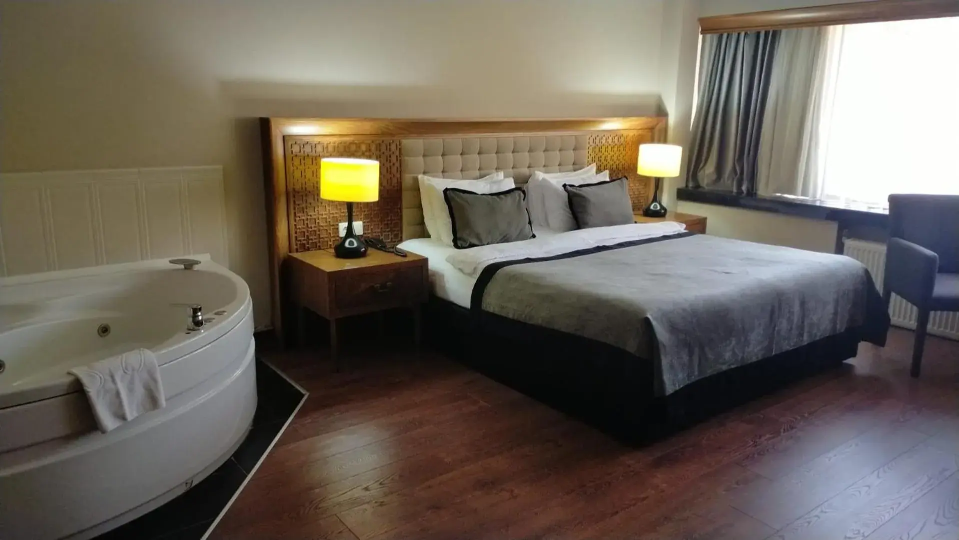 Photo of the whole room, Bed in Tiara Thermal & SPA Hotel Photo of the whole room, Bed in Tiara Thermal & SPA Hotel