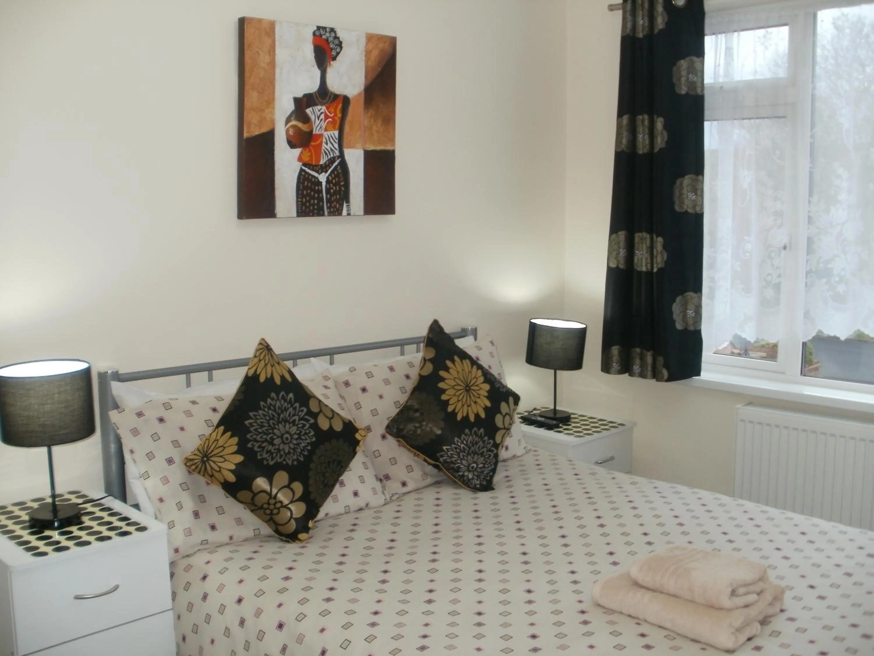 Day, Bed in London Heathrow Guesthouse