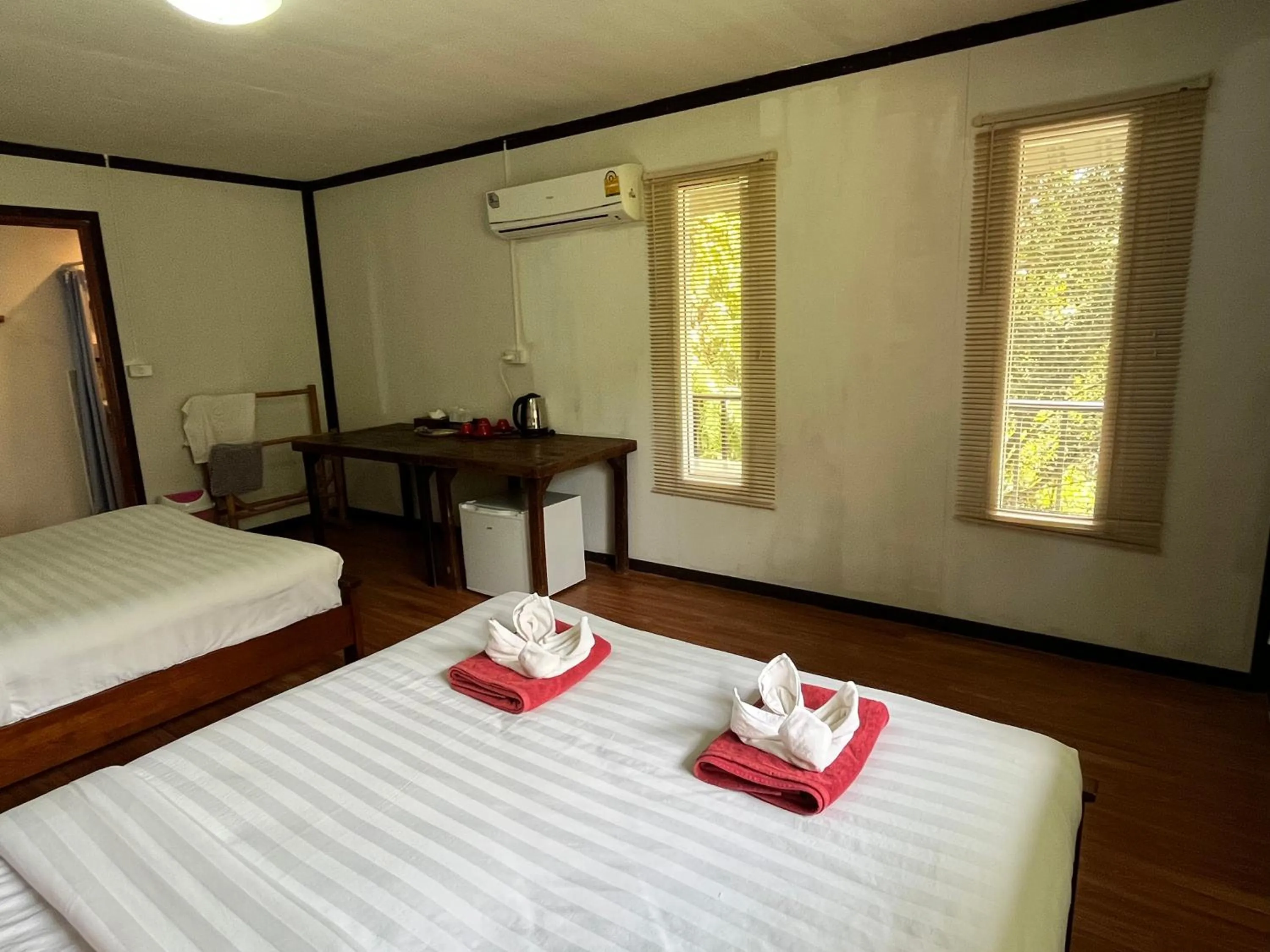 Bed in Khaosok River Camp