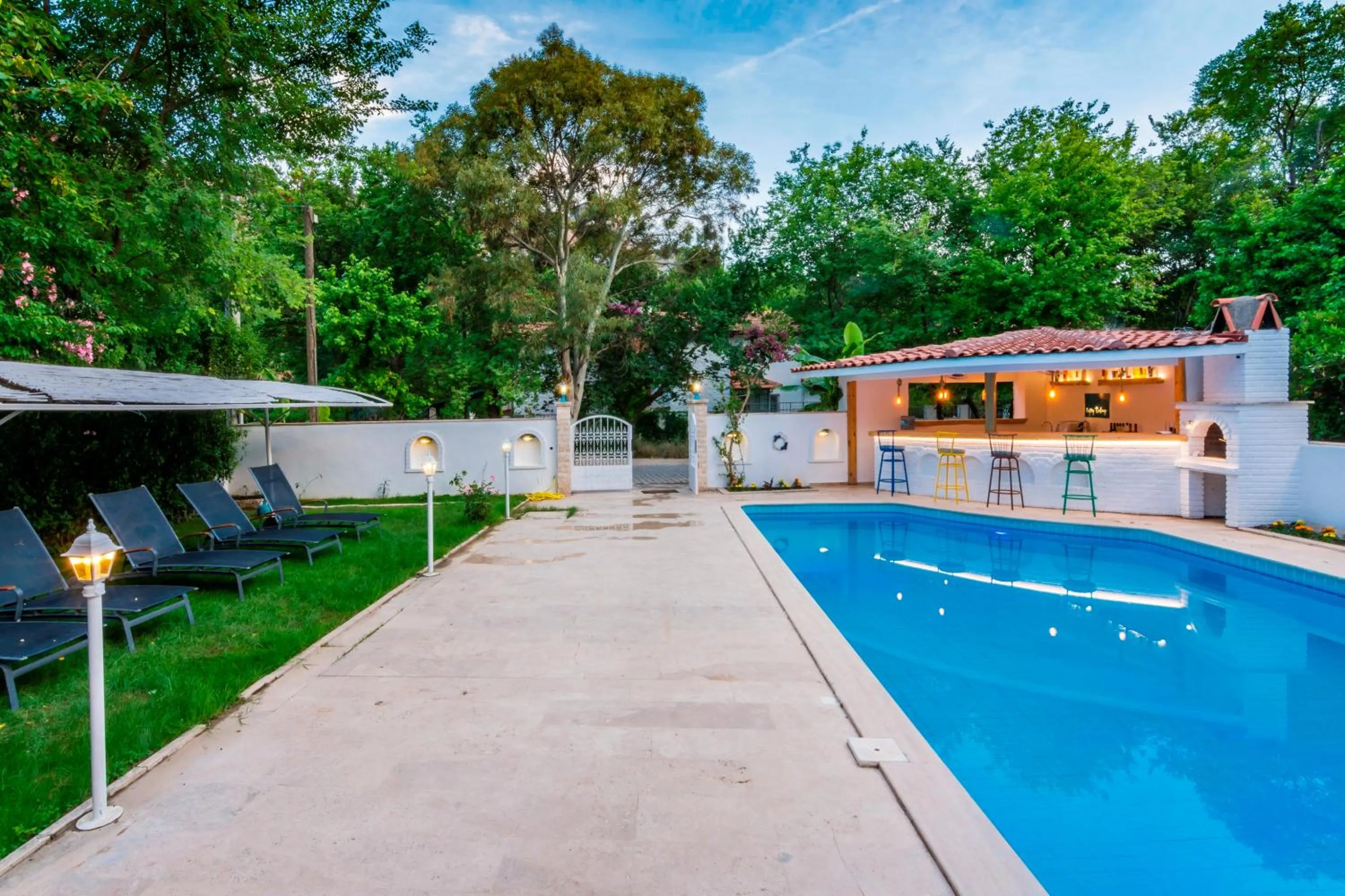 Lounge or bar in Calypso Cozy Suites