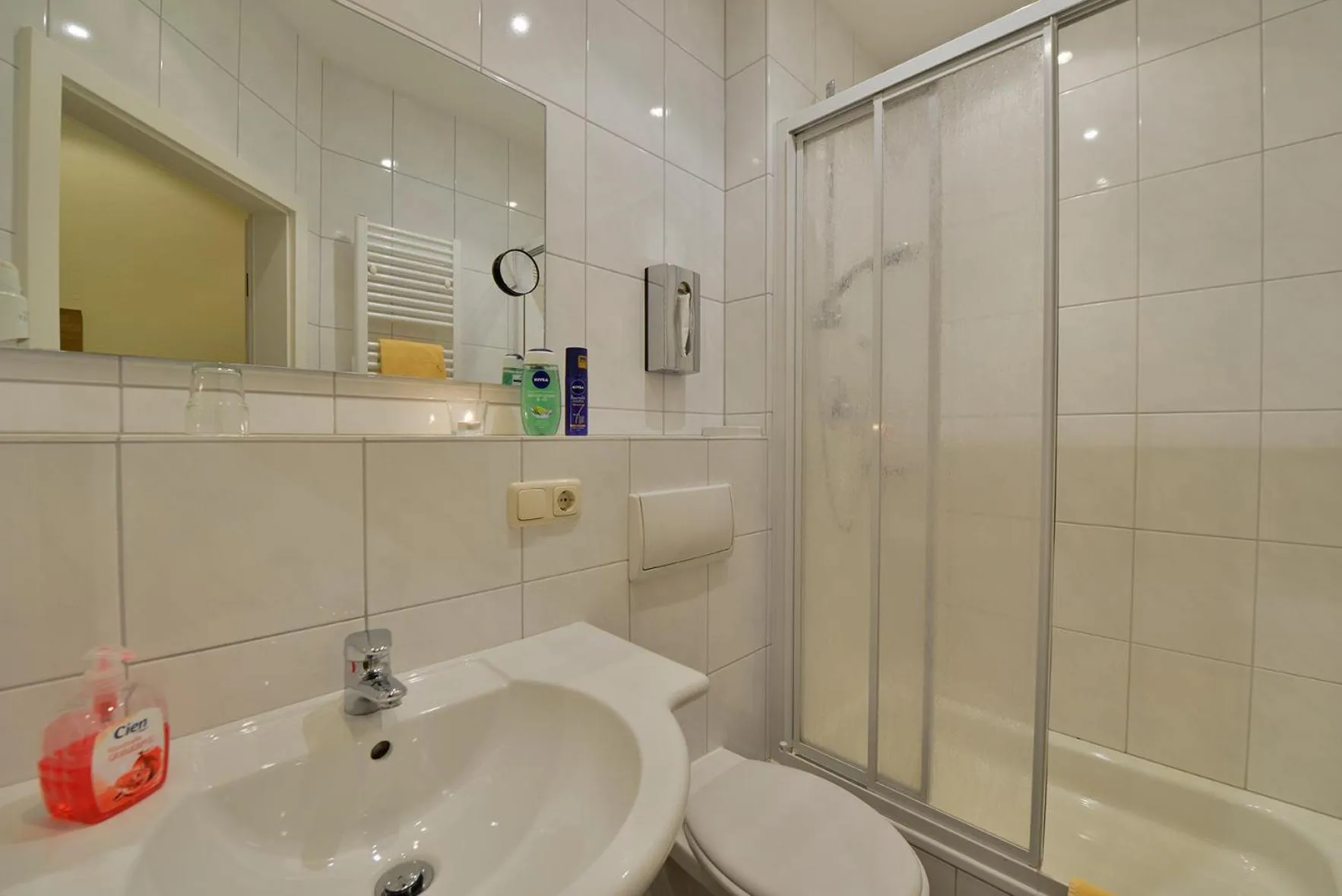 Bathroom in BB Haus Neugebauer Garni