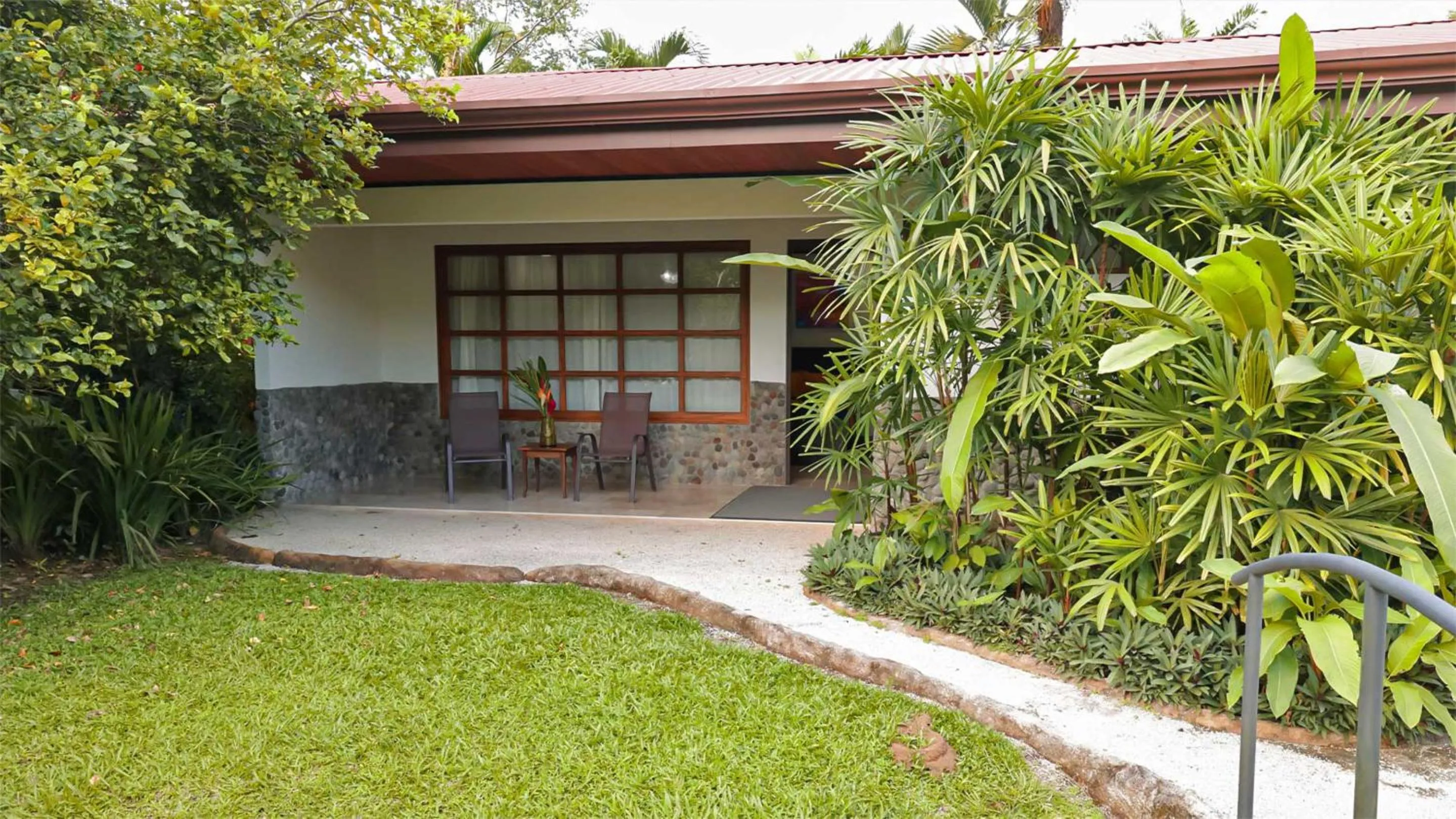 Garden view in Volcano Lodge, Hotel & Thermal Experience