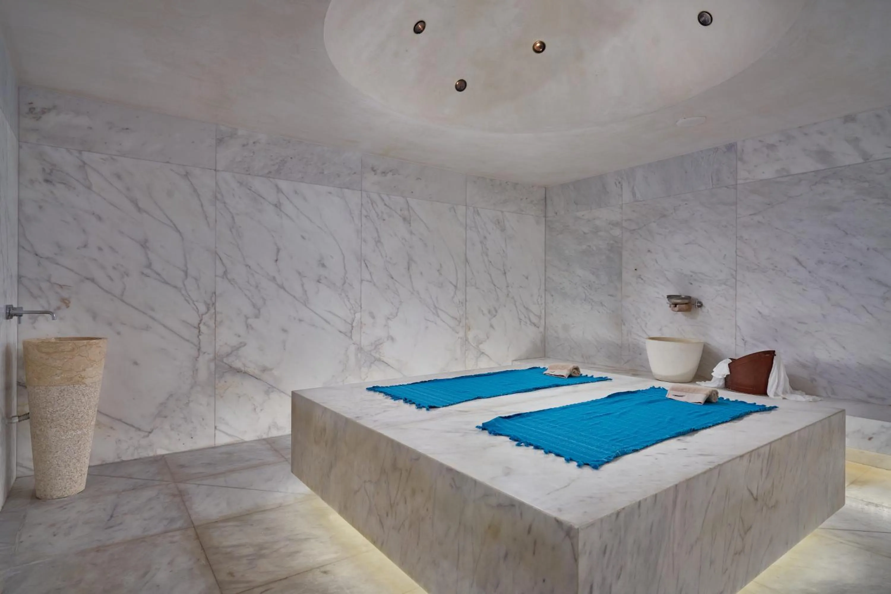 Steam room, Bed in Gennadi Grand Resort - Premium All Inclusive
