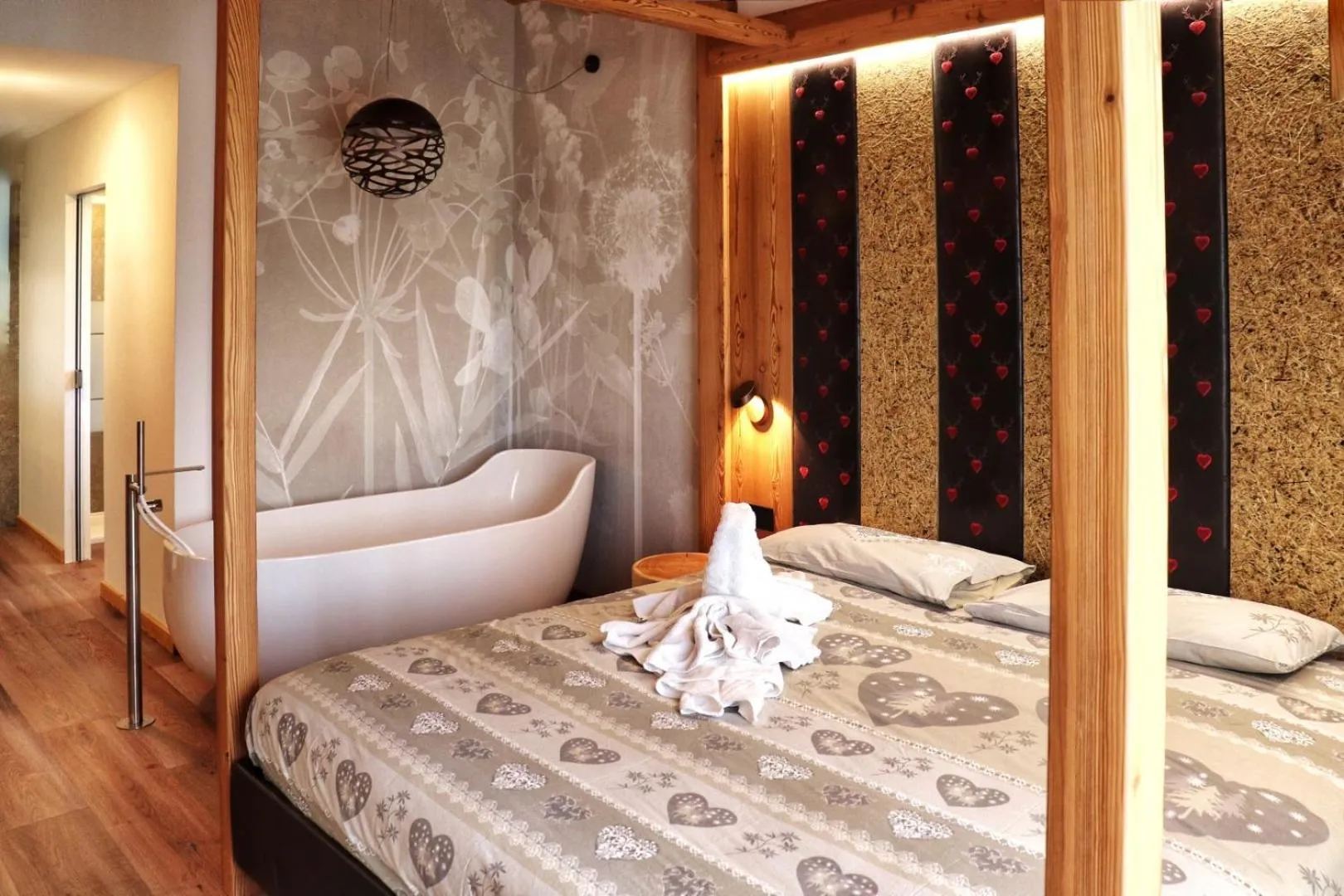 Bed in Hotel Panorama Wellness & Resort