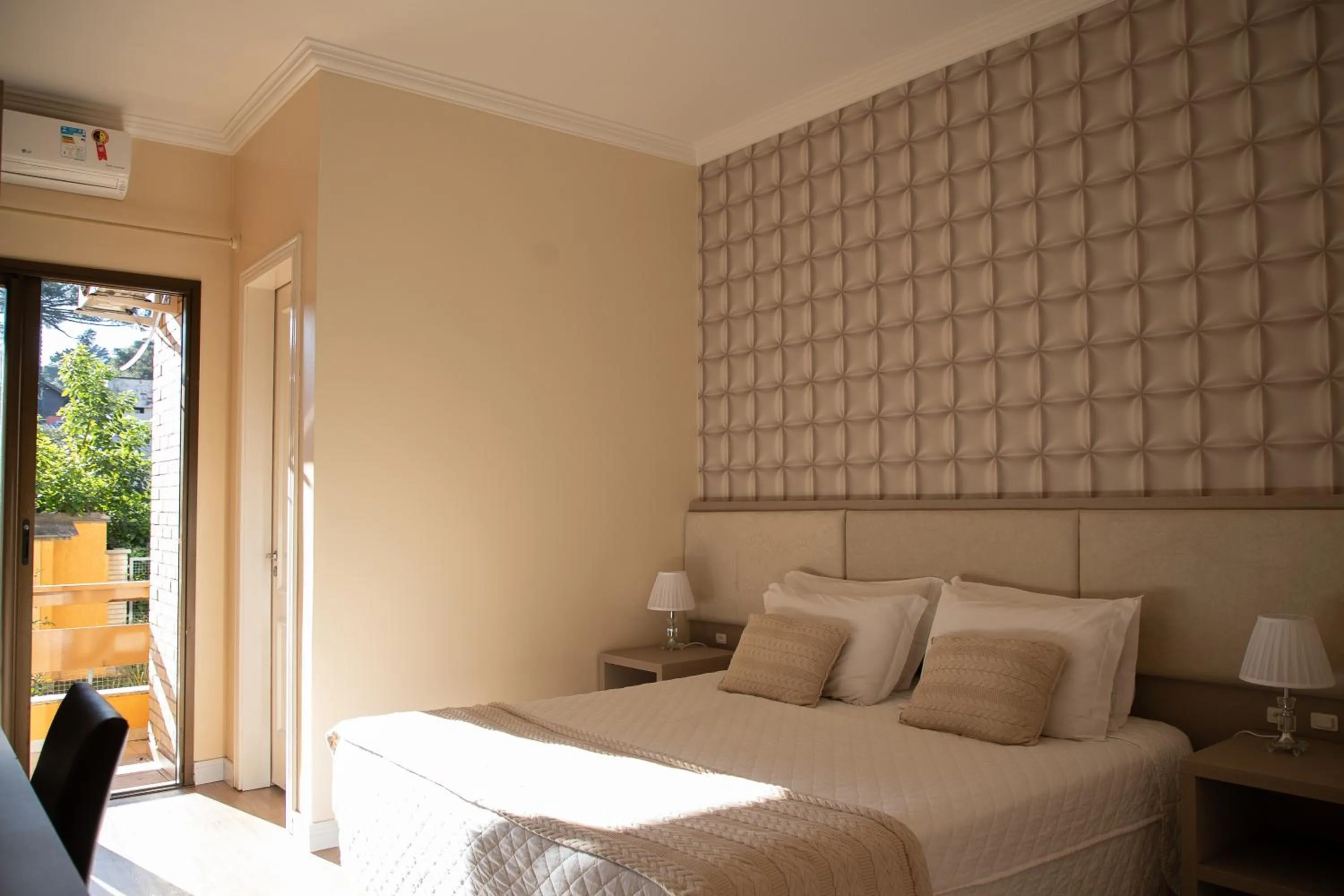 View (from property/room), Bed in Hotel Kaster