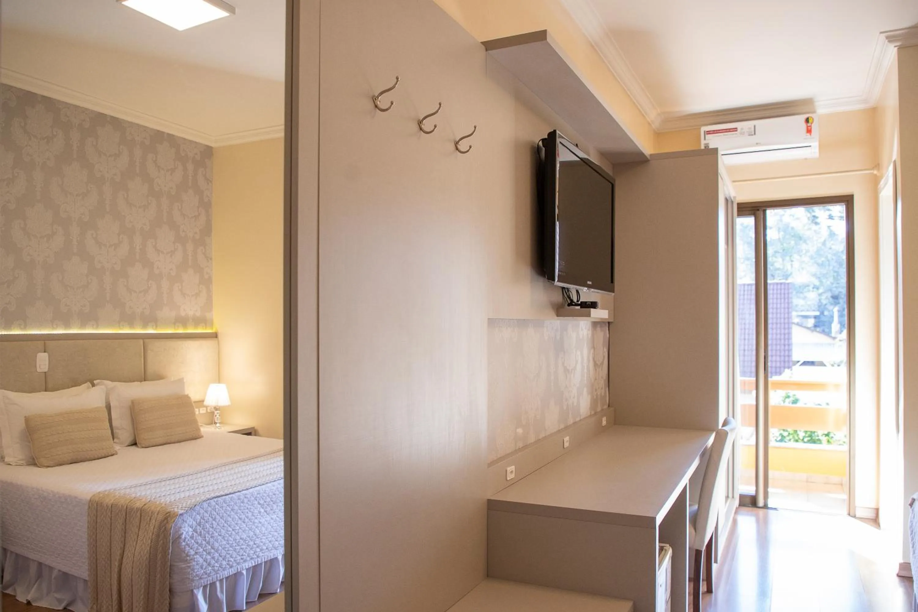 Decorative detail, Bed in Hotel Kaster