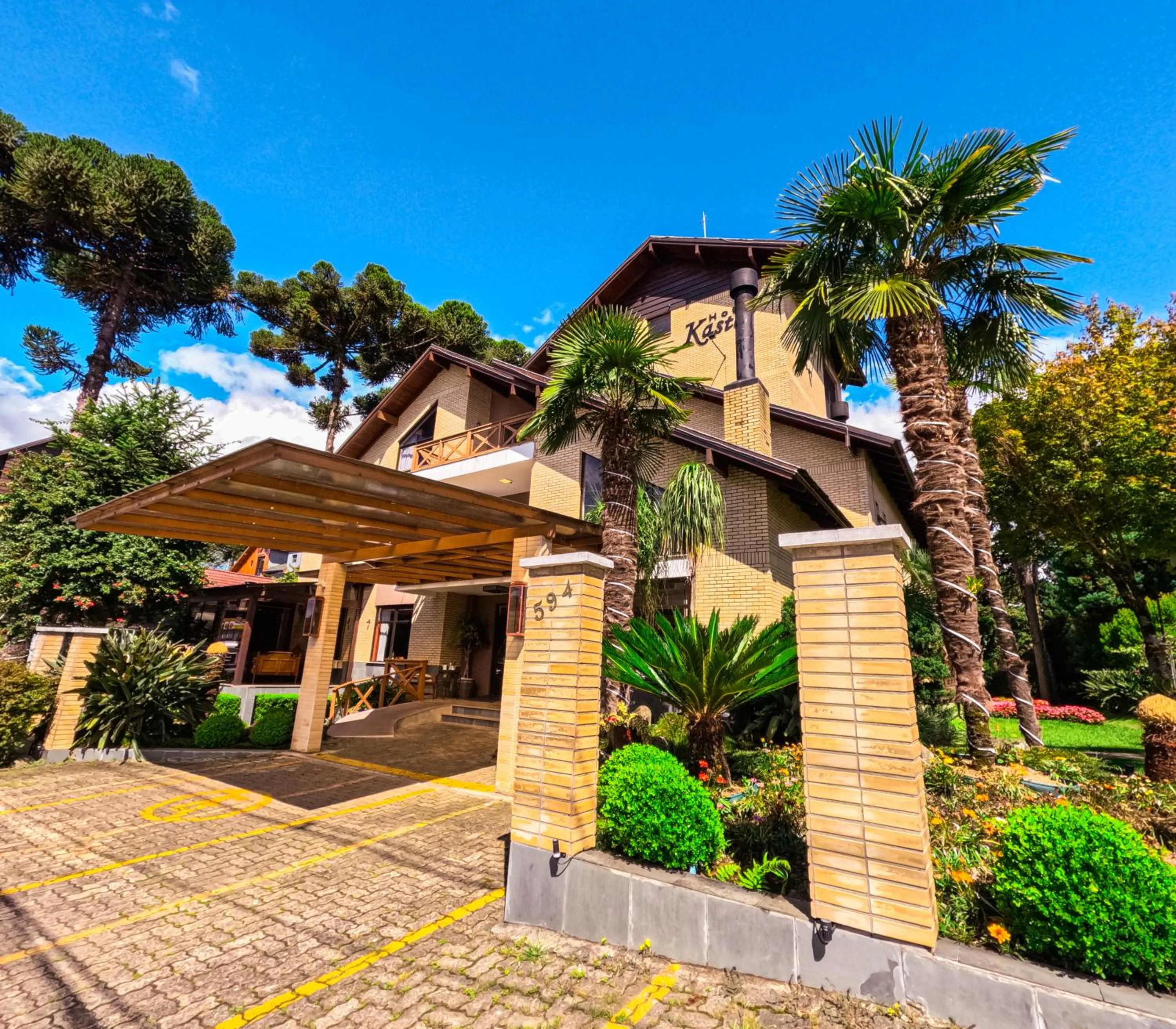 Facade/entrance in Hotel Kaster