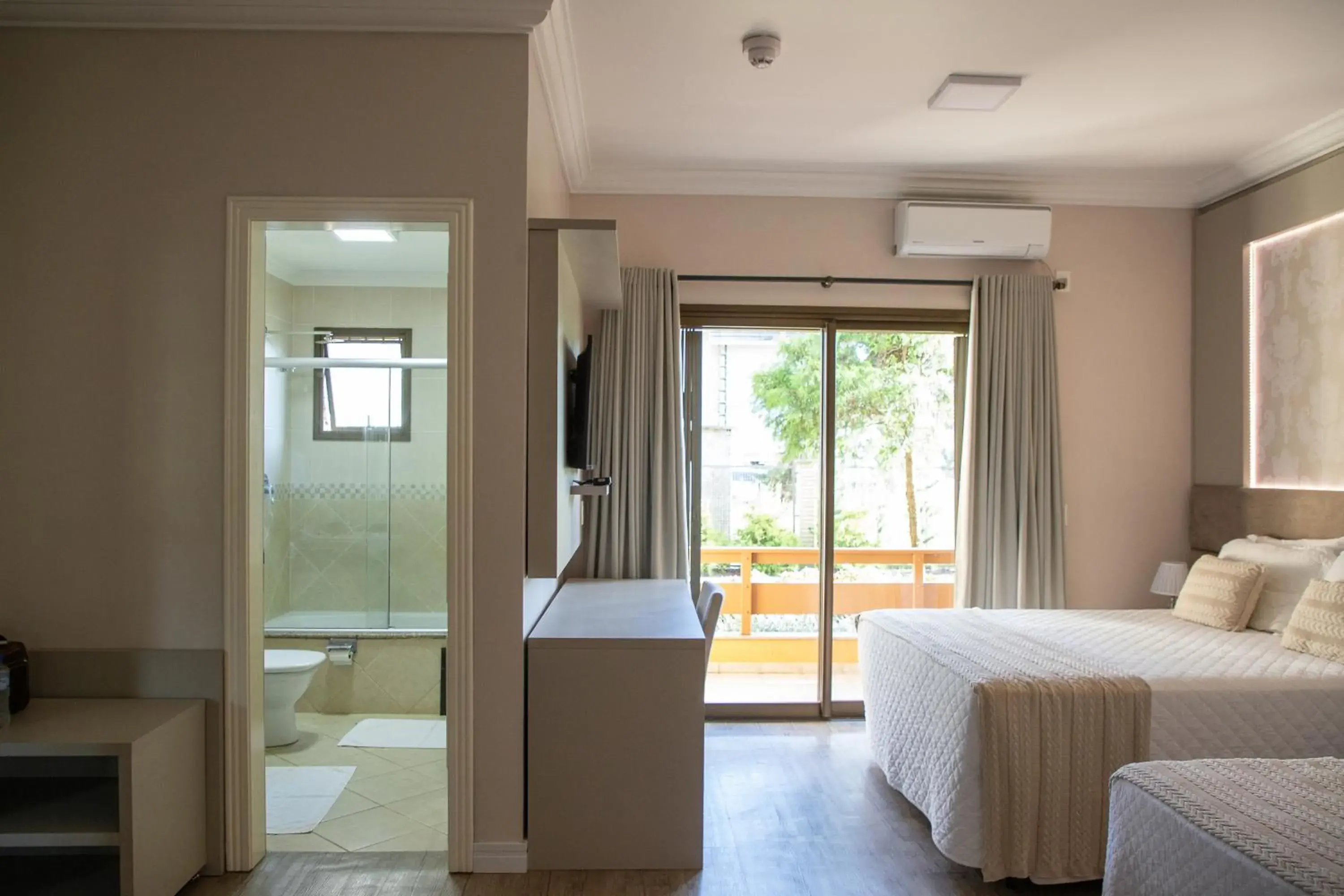 View (from property/room), Bed in Hotel Kaster View (from property/room), Bed in Hotel Kaster