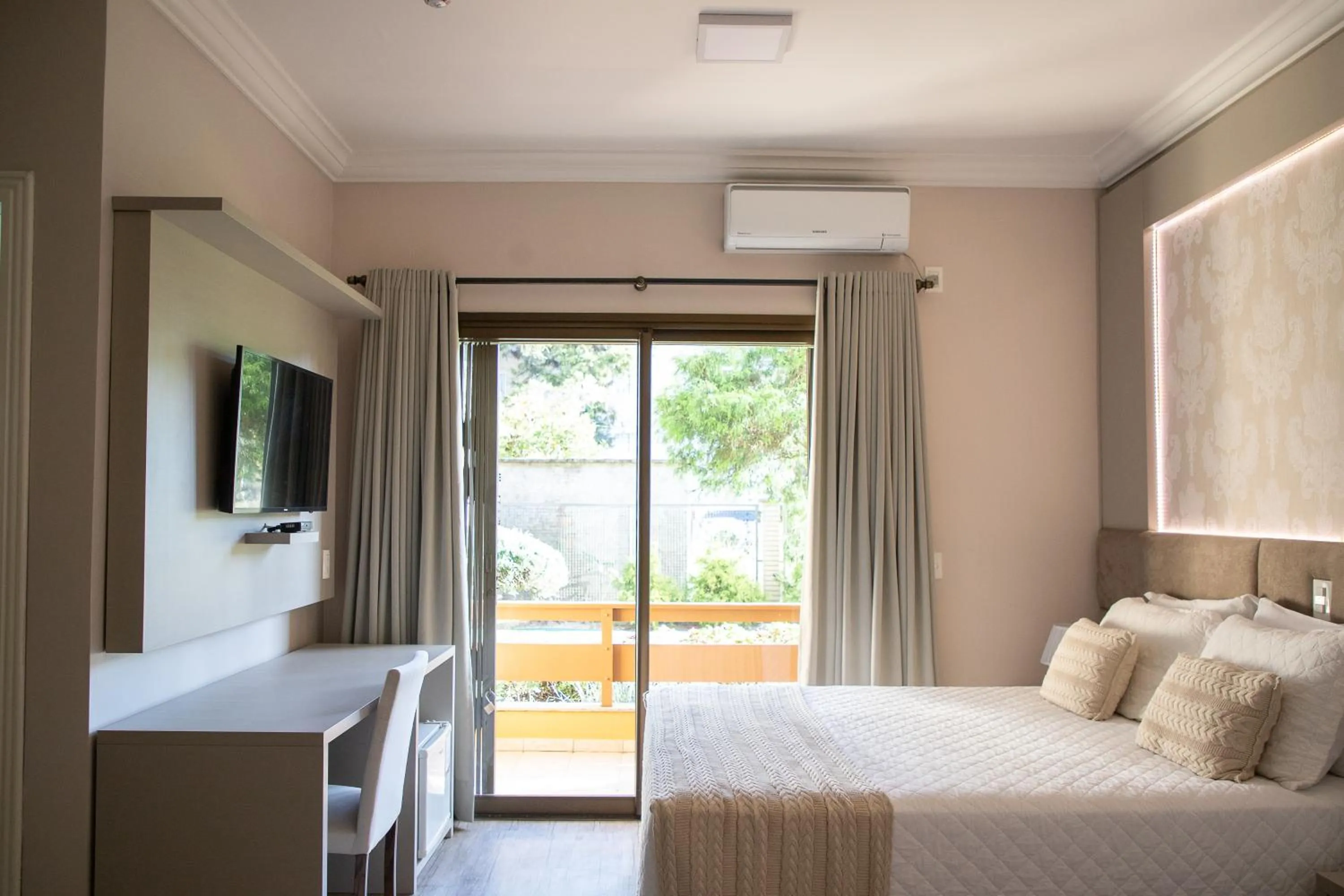 Bedroom, Bed in Hotel Kaster