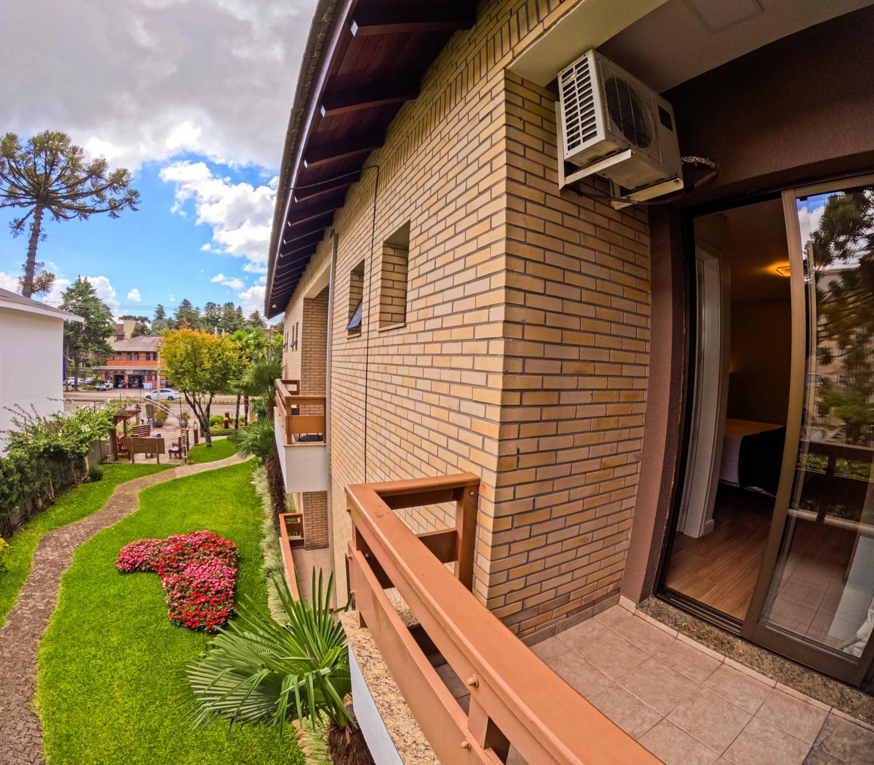 Garden view in Hotel Kaster