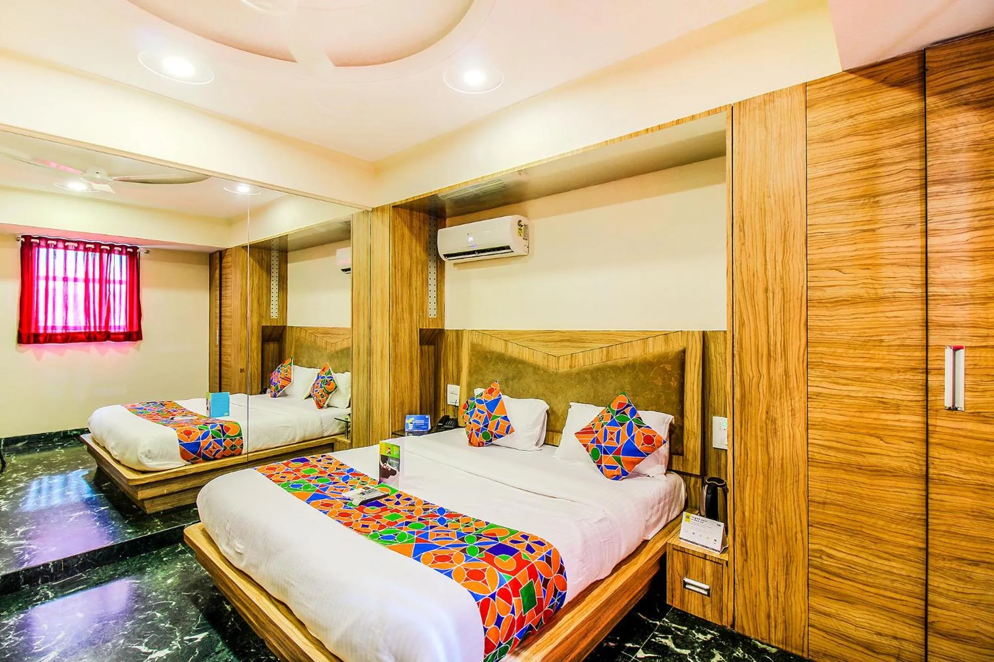 Bedroom in FabHotel Sahar Garden - Nr Mumbai International Airport
