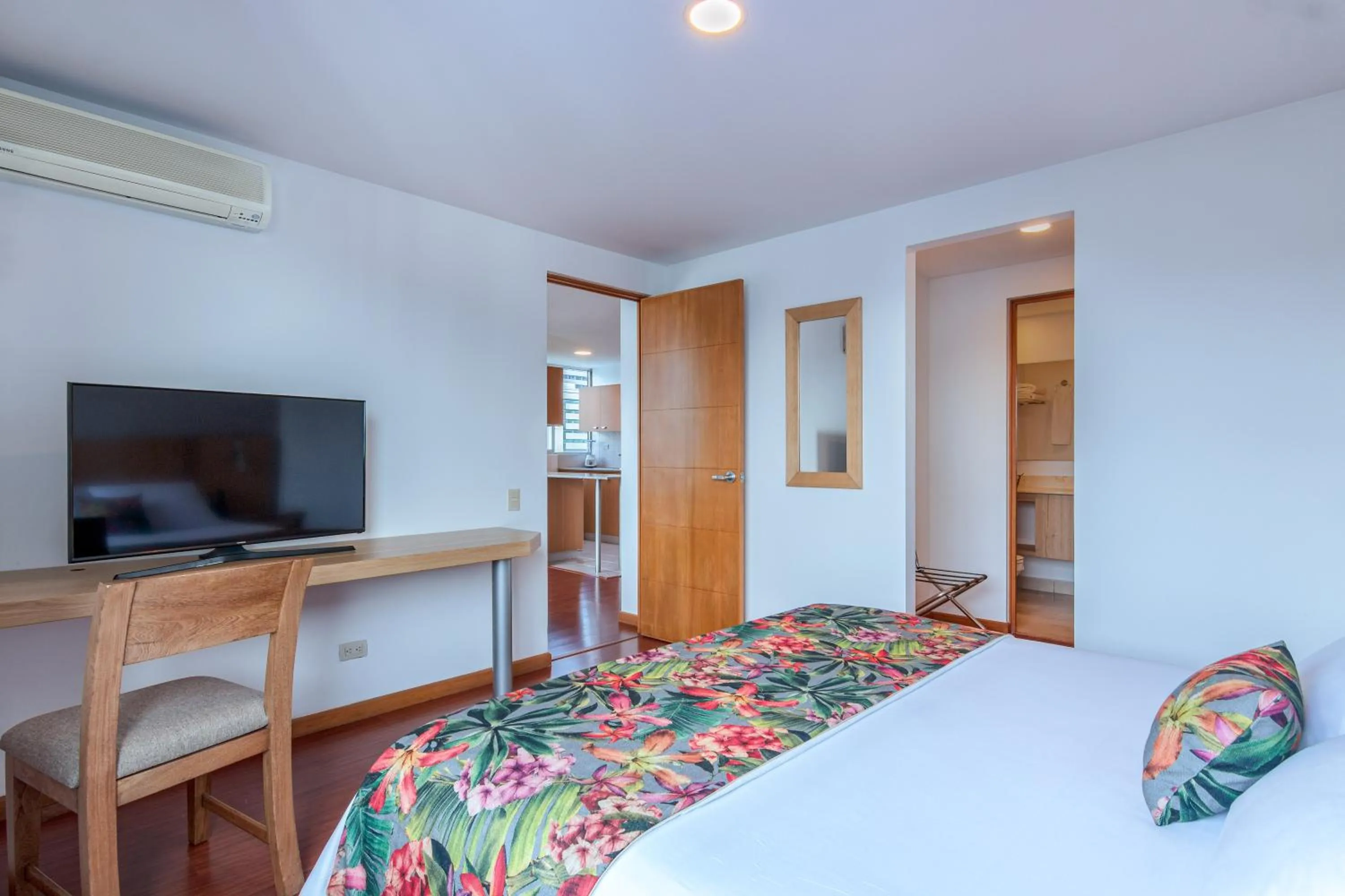 Bed in Affinity ApartaHotel - Extended Stay