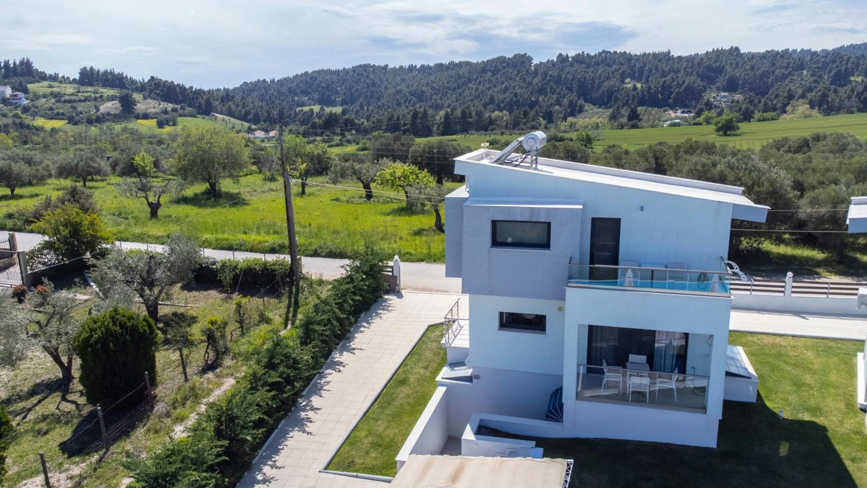 Property building in Blue Avenue