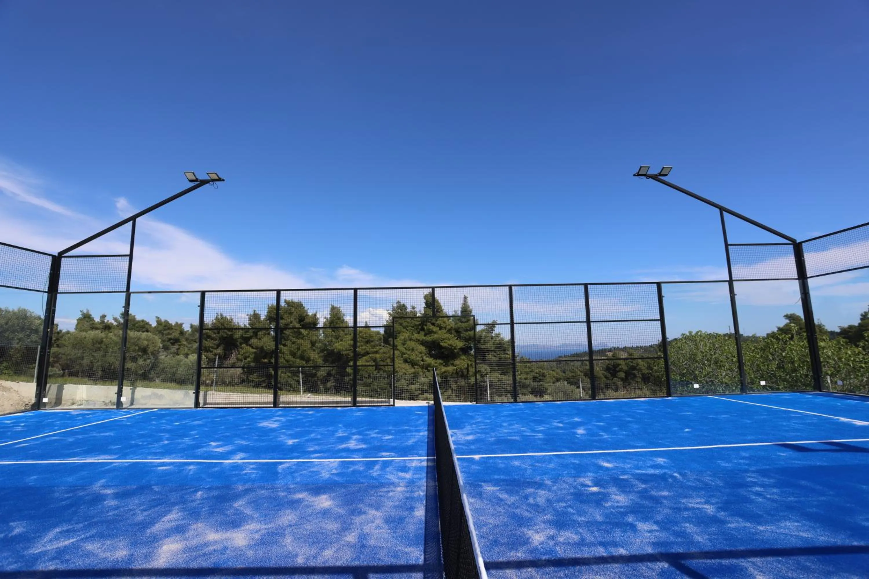 Tennis court in Blue Avenue