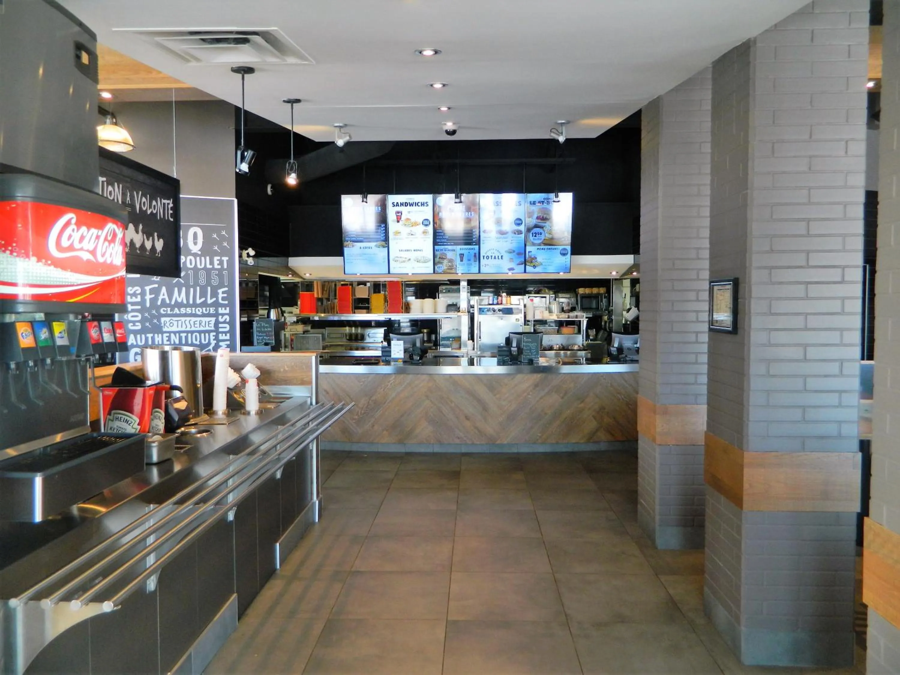 Restaurant/places to eat in Travelodge by Wyndham Roberval