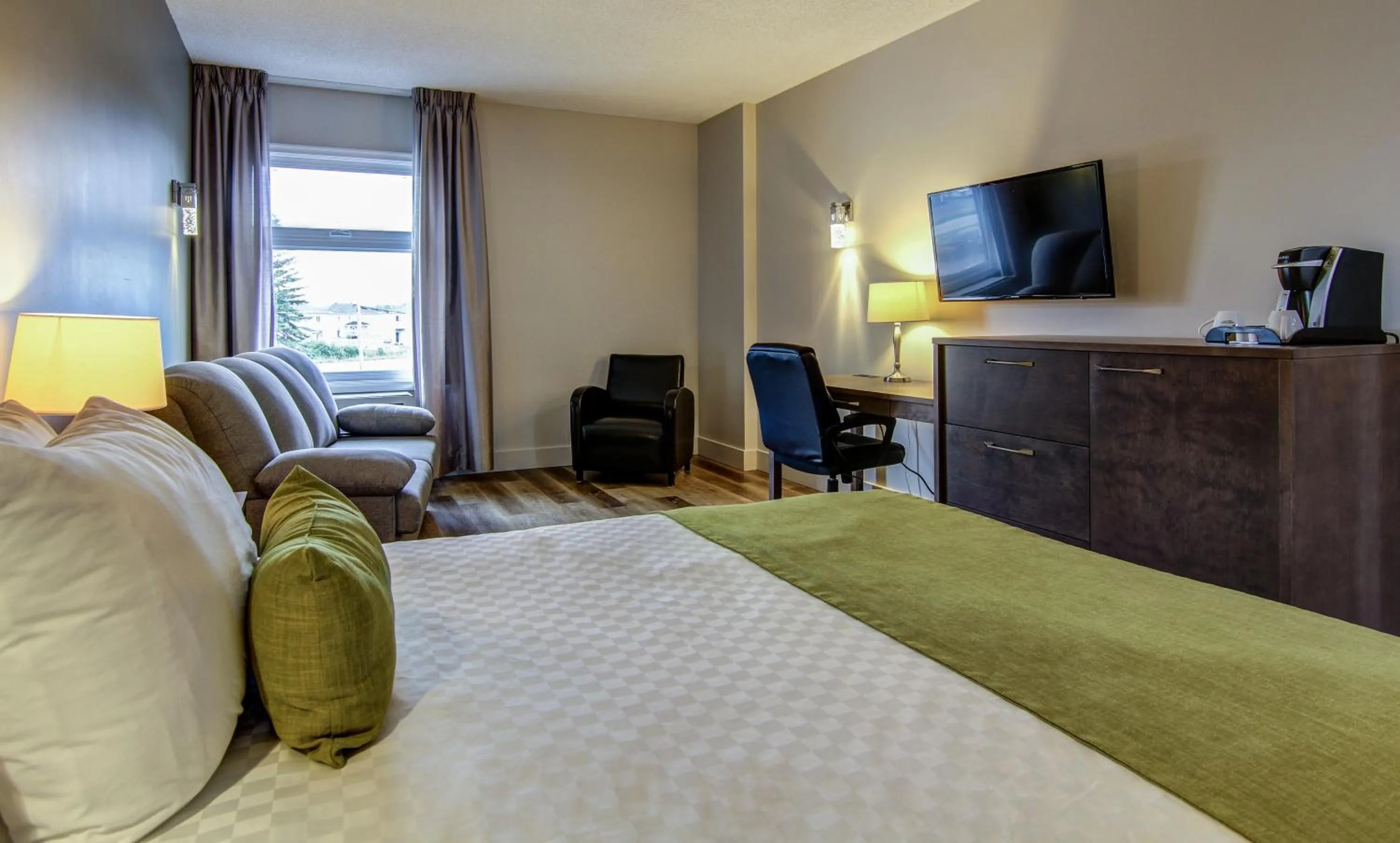 Bedroom, Bed in Hôtel du Jardin