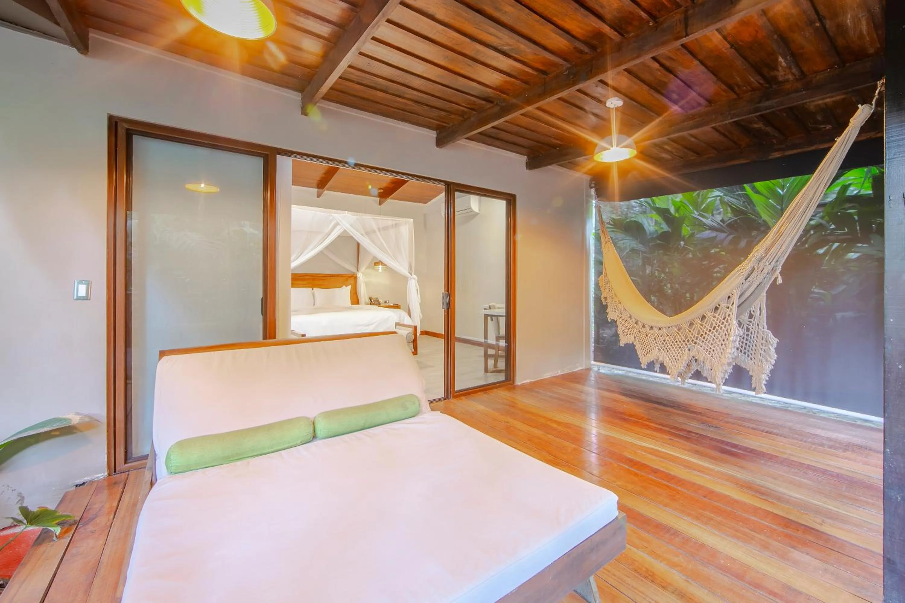 Seating area, Bed in Chachagua Rainforest Hotel & Hot Springs