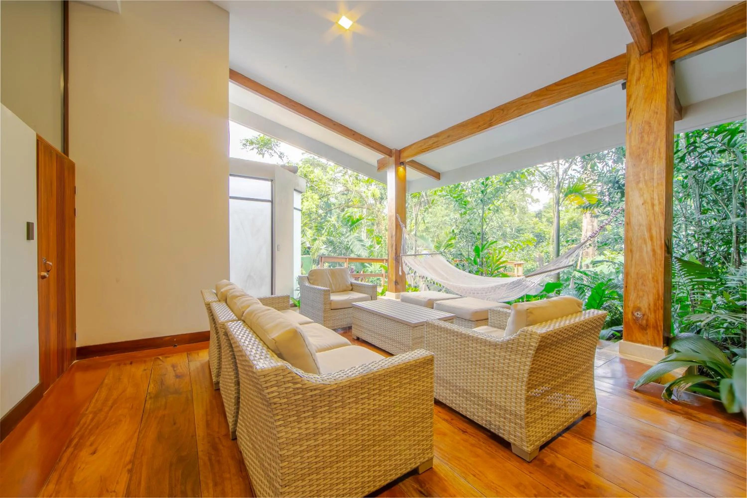 Living room in Chachagua Rainforest Hotel & Hot Springs