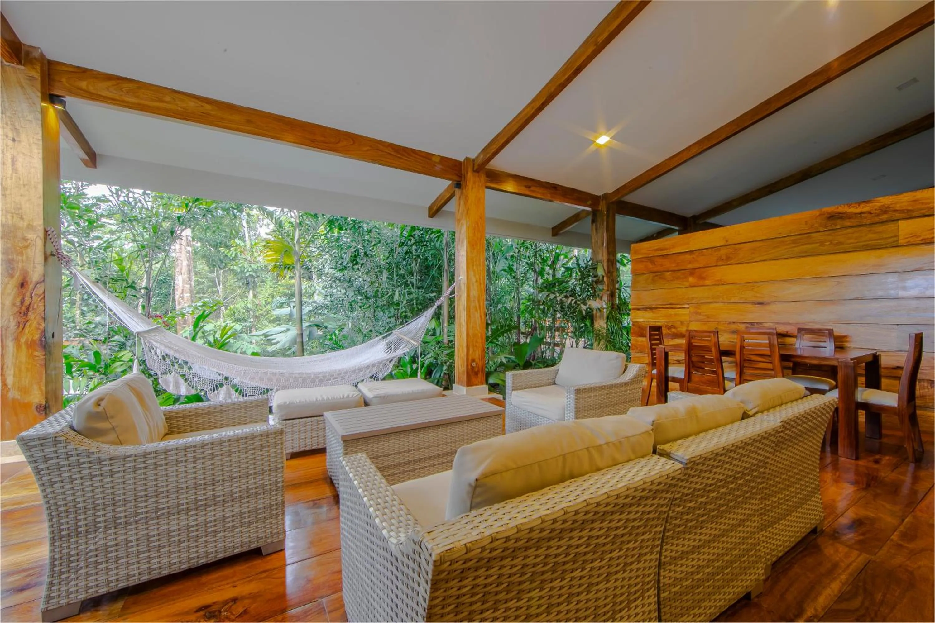 Living room in Chachagua Rainforest Hotel & Hot Springs