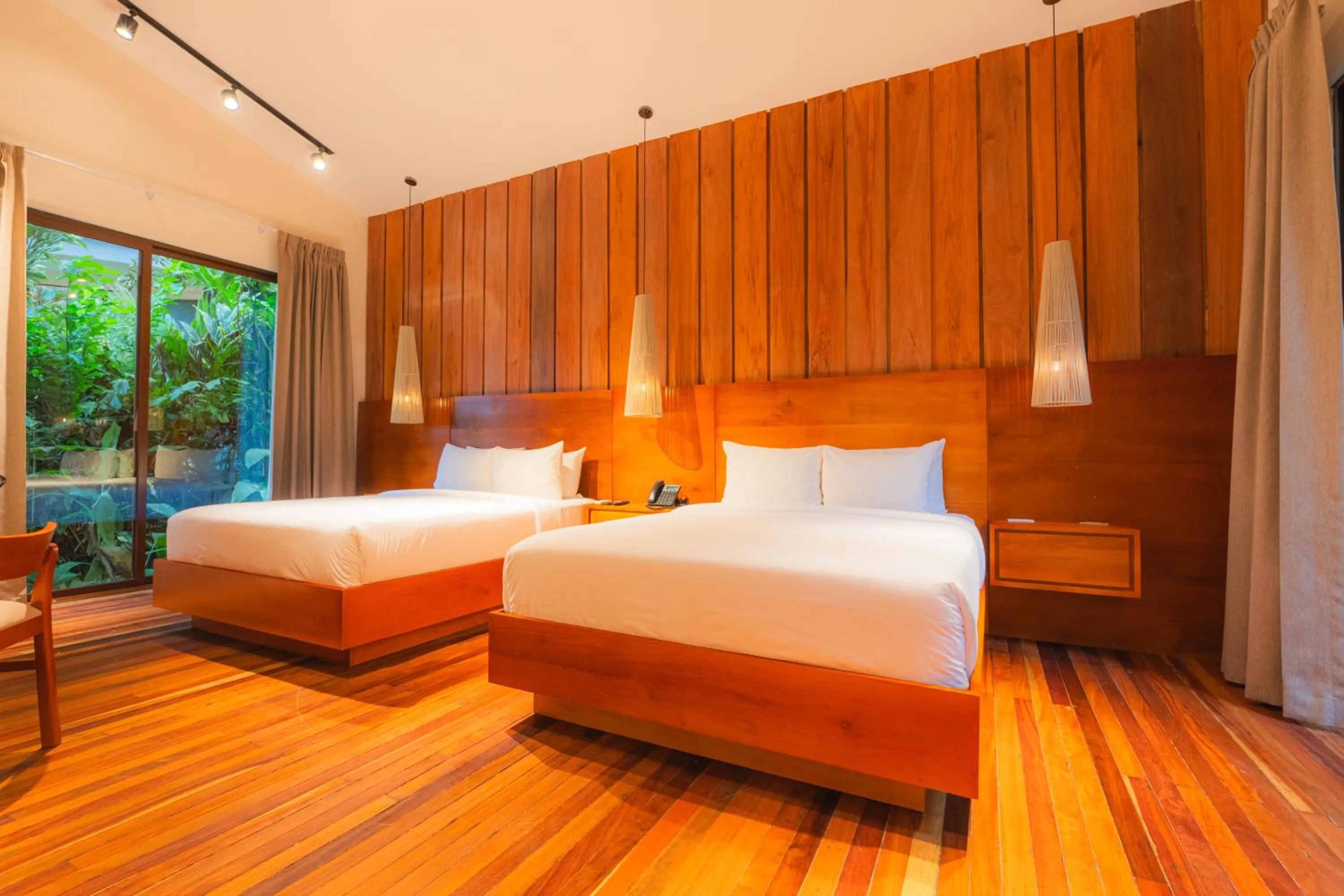 Bed in Chachagua Rainforest Hotel & Hot Springs