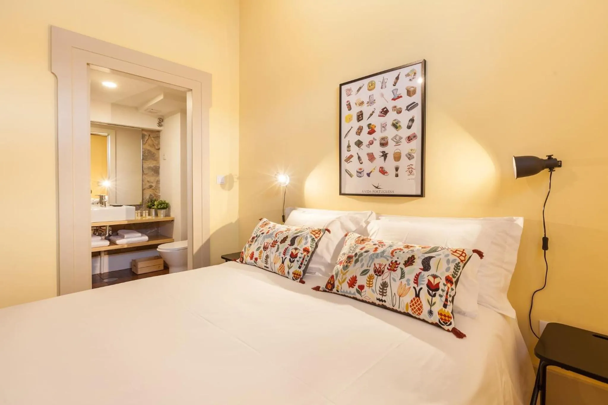 Bed in Casa Grande - Minho's Guest