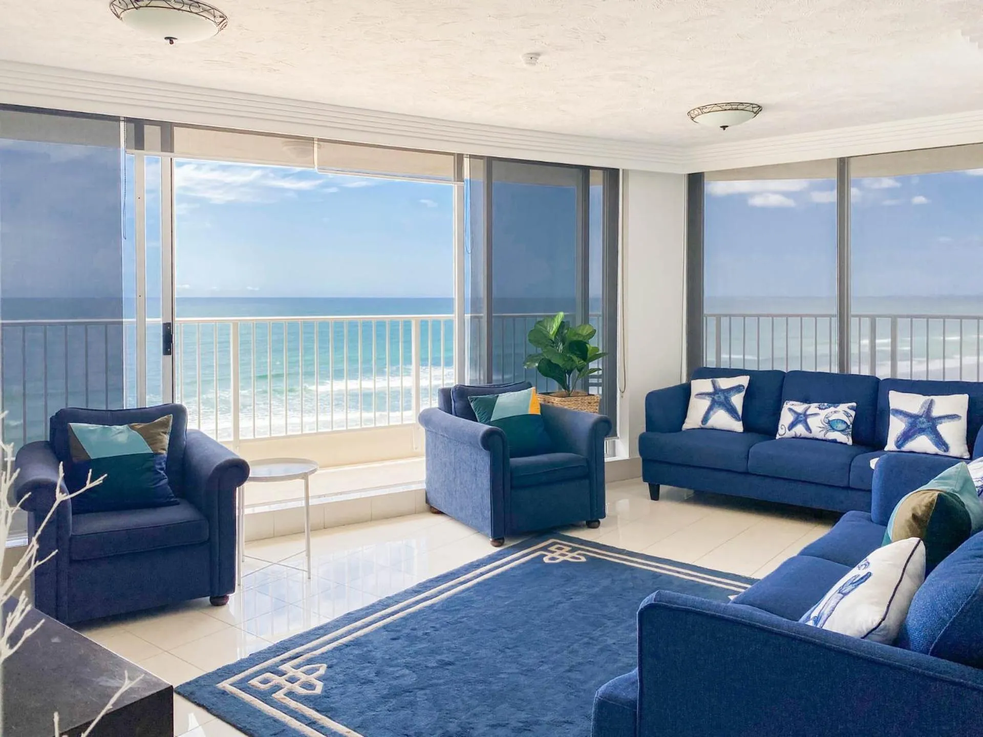 Patio in Beachside Tower Apartments