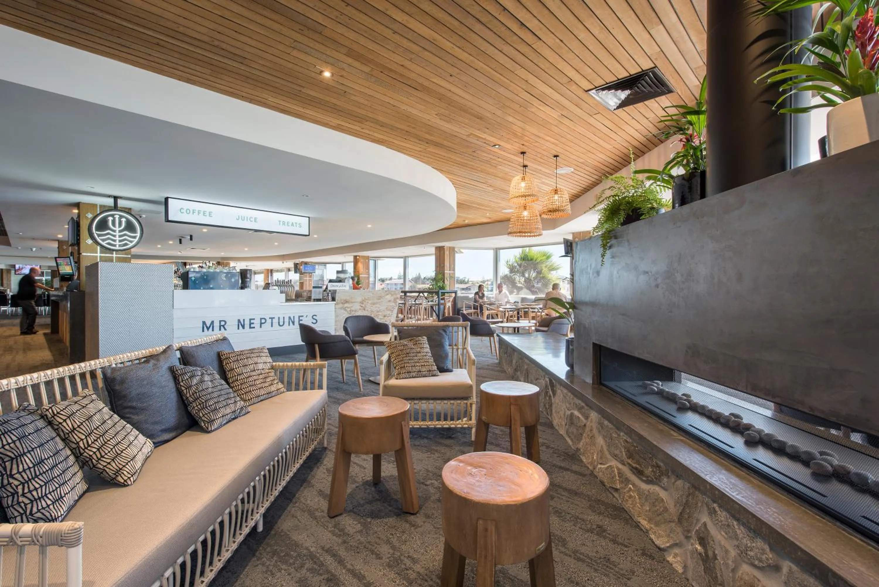 Property building in Lakes Hotel