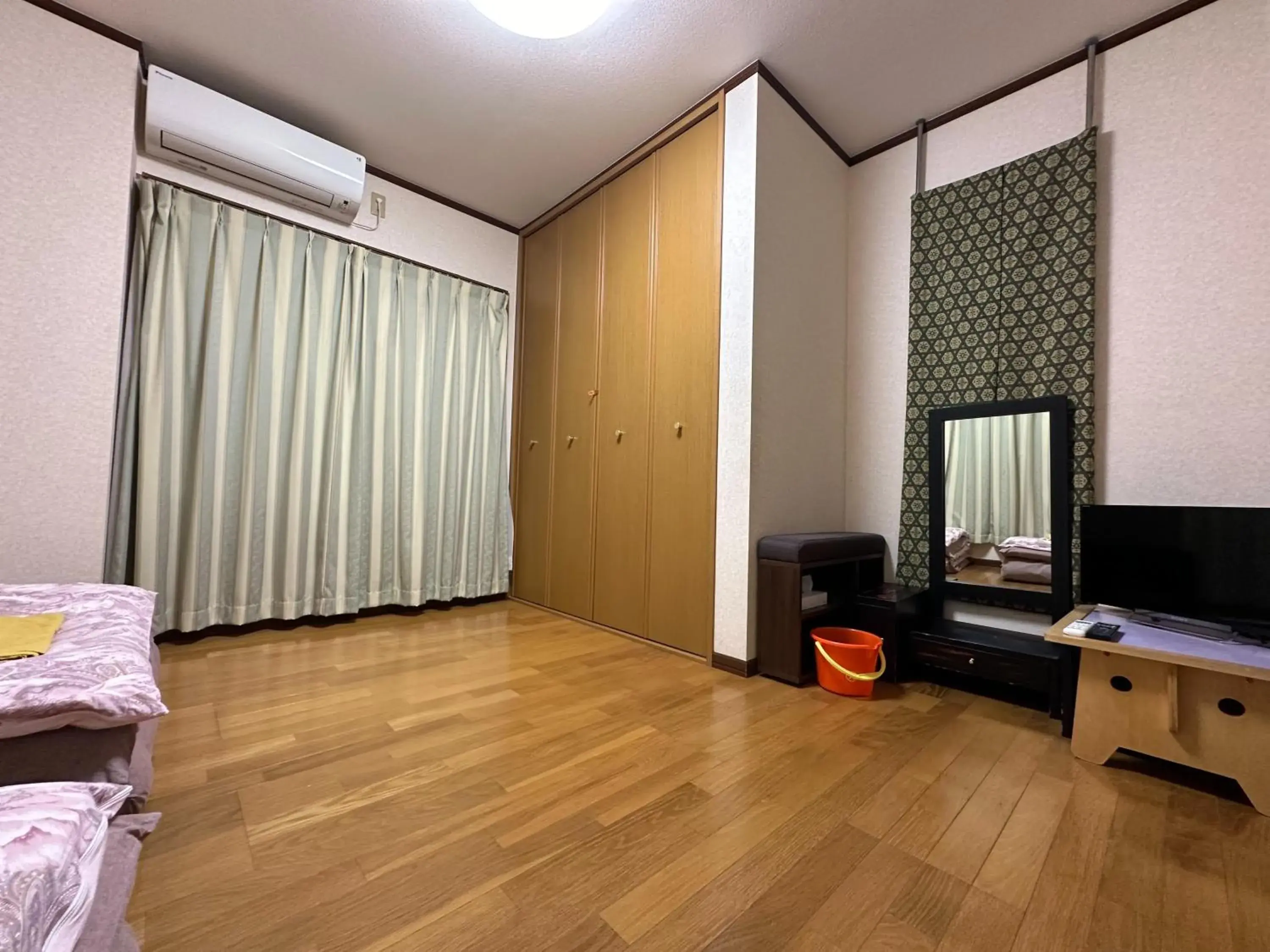 Bed in Numazu Ikyuuan 沼津一休庵 Bed in Numazu Ikyuuan 沼津一休庵