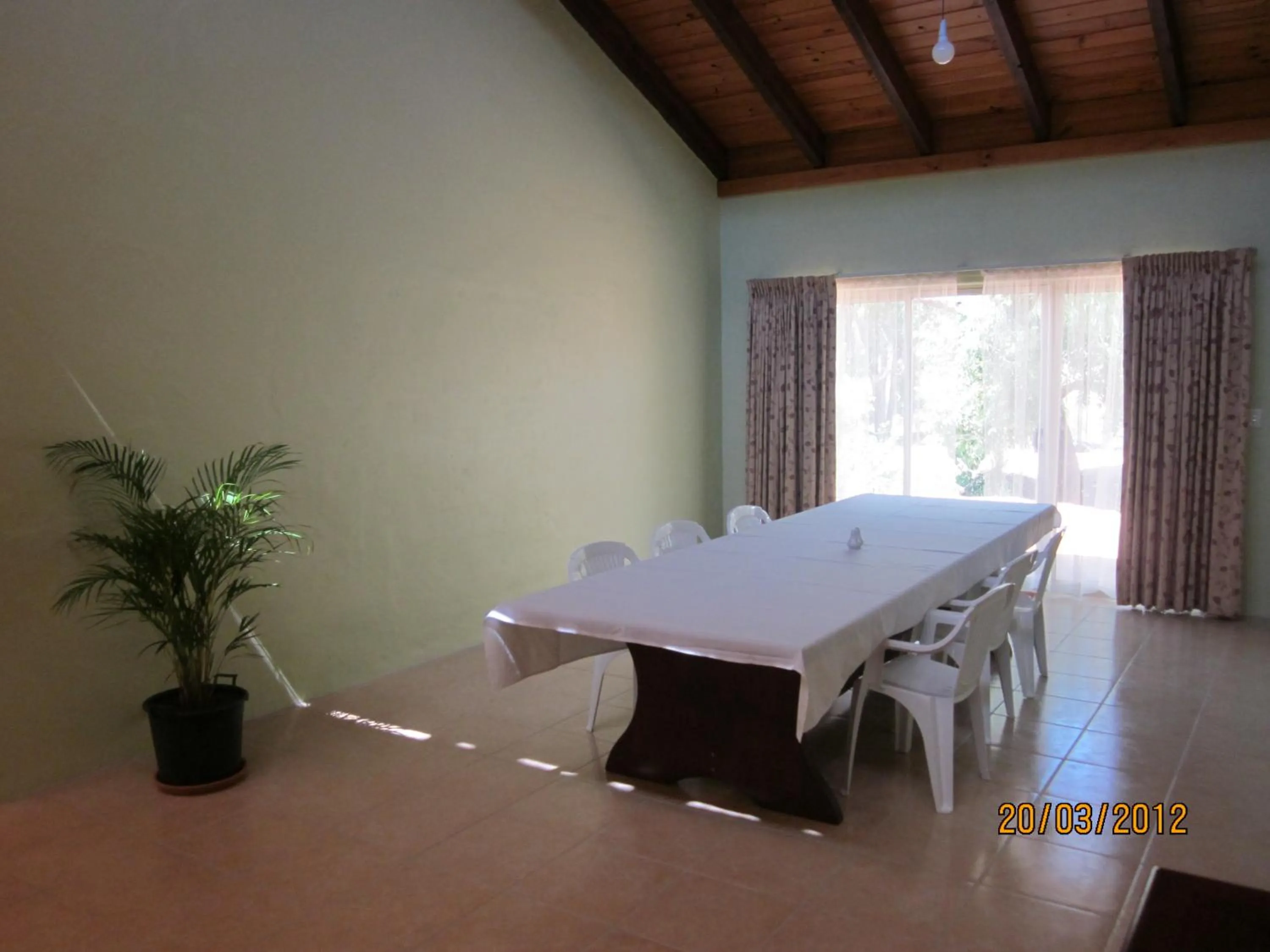 Dining area in Chalets on Stoneville