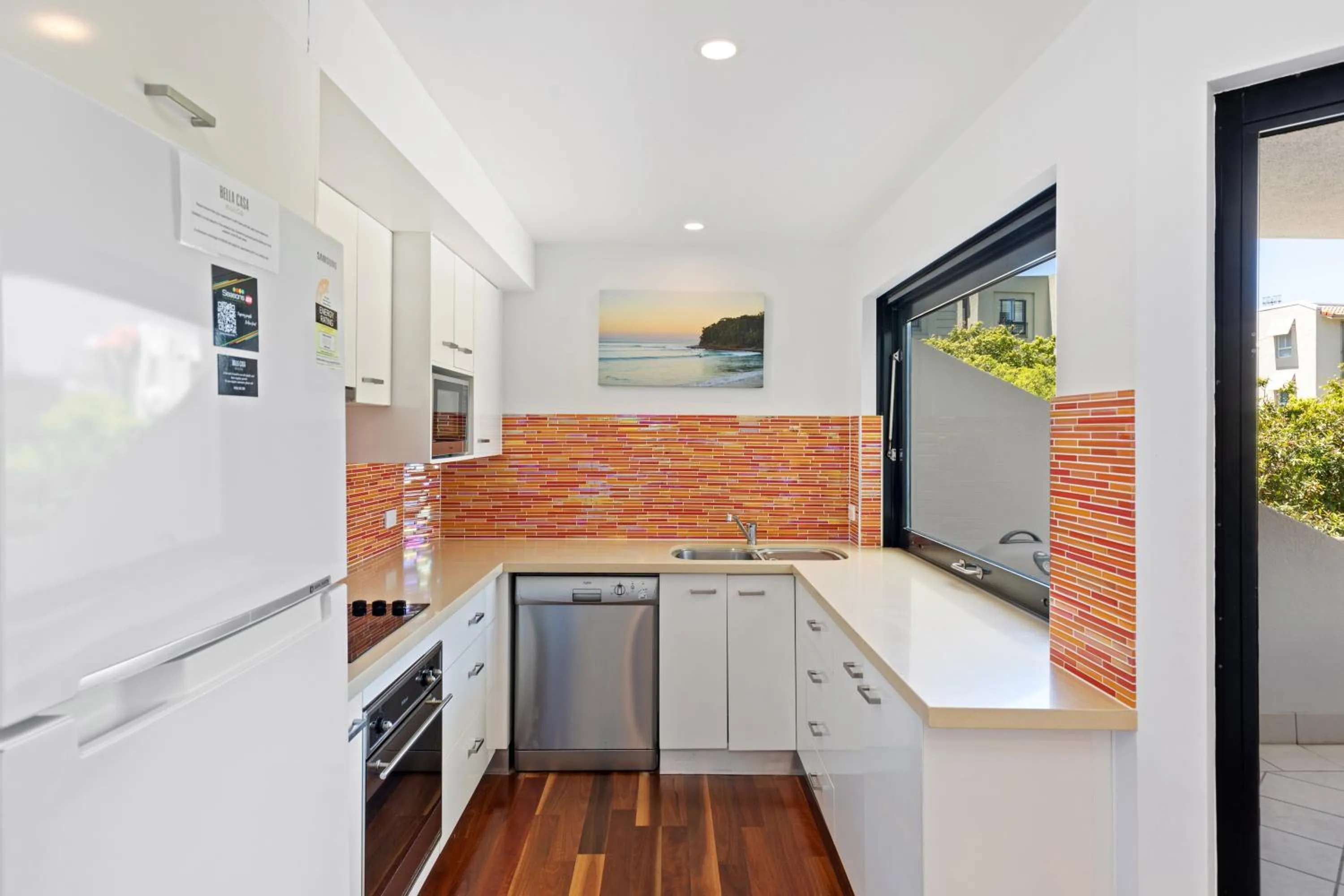 Kitchen or kitchenette in Bella Casa Noosa