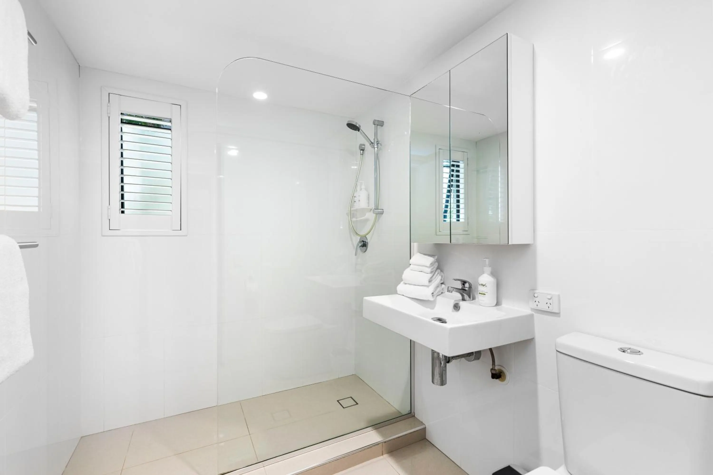 Shower in Bella Casa Noosa