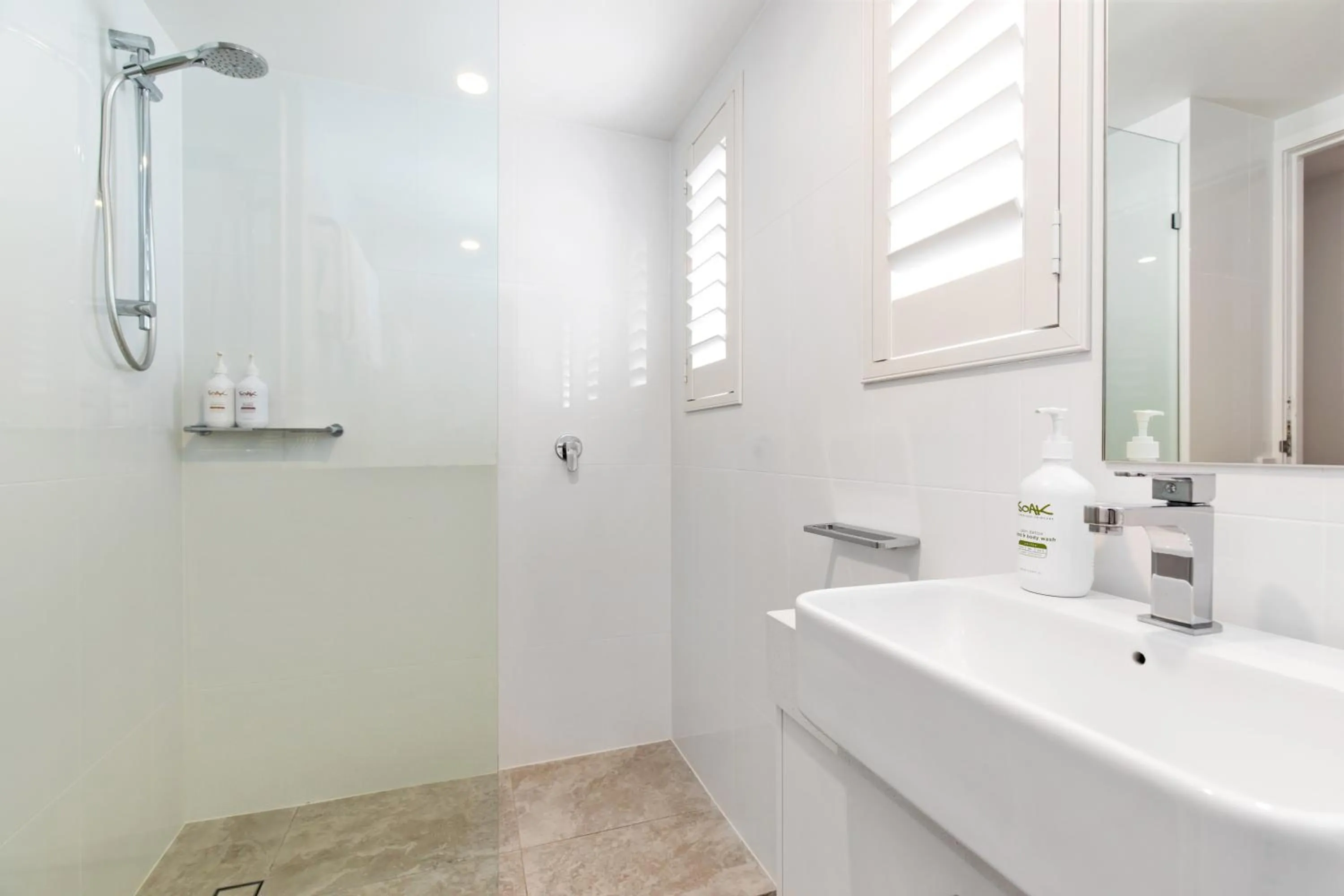 Shower in Bella Casa Noosa