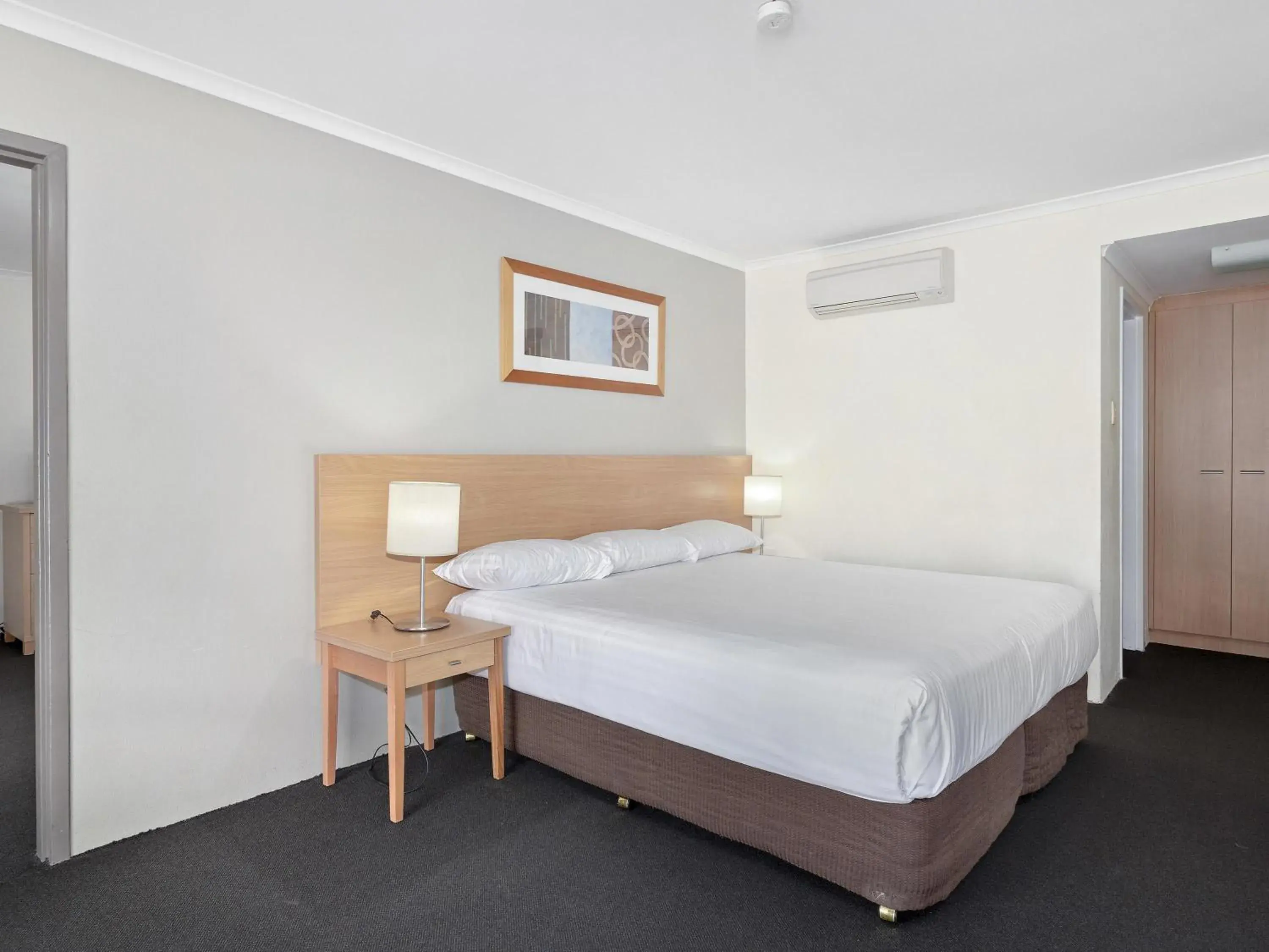 Bedroom, Bed in ibis Styles Canberra Eagle Hawk Bedroom, Bed in ibis Styles Canberra Eagle Hawk