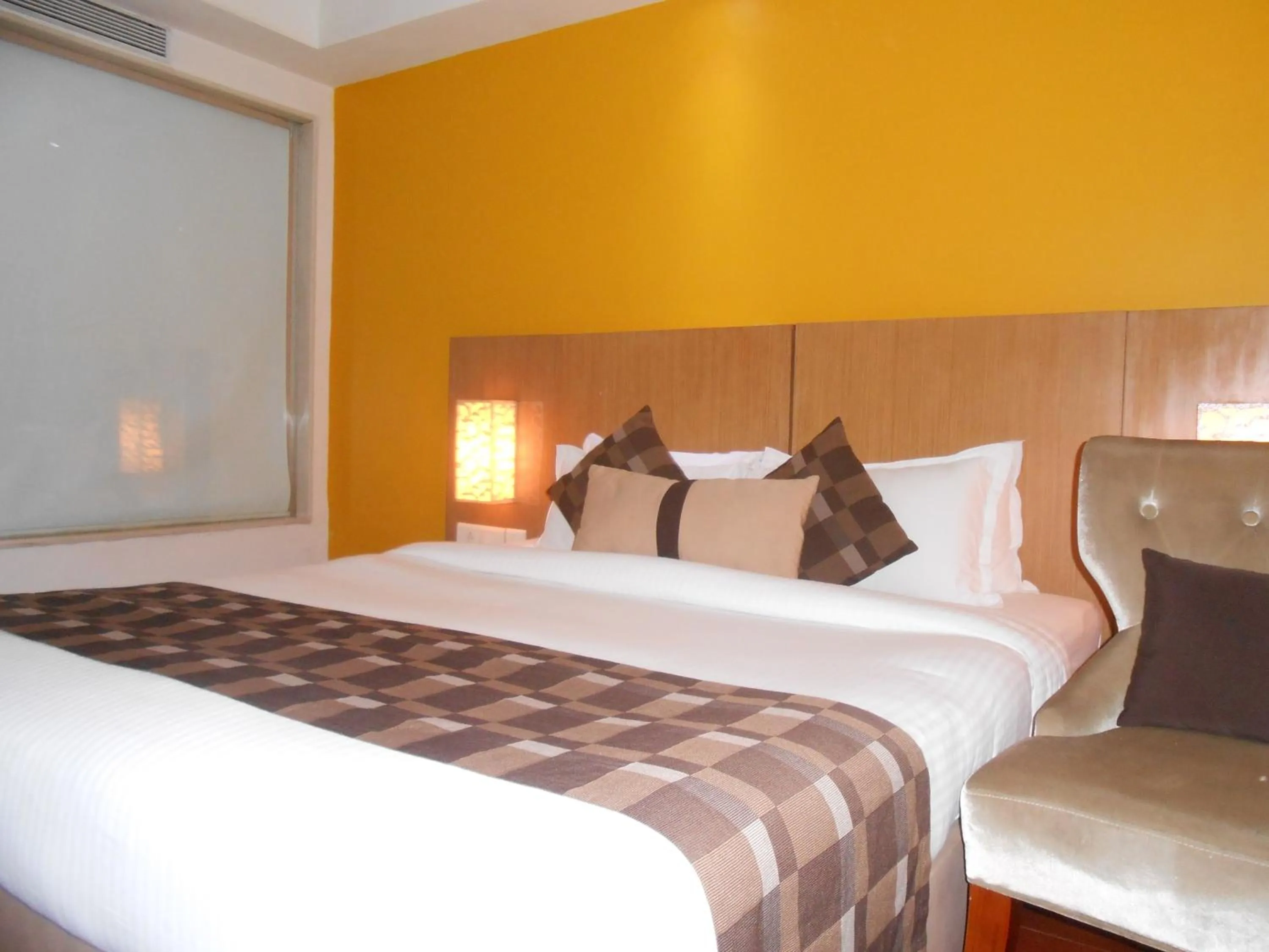 Bed in Siamton Inn- A Cygnett Collection