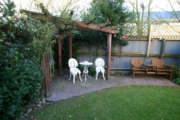 Patio in Athena Motel