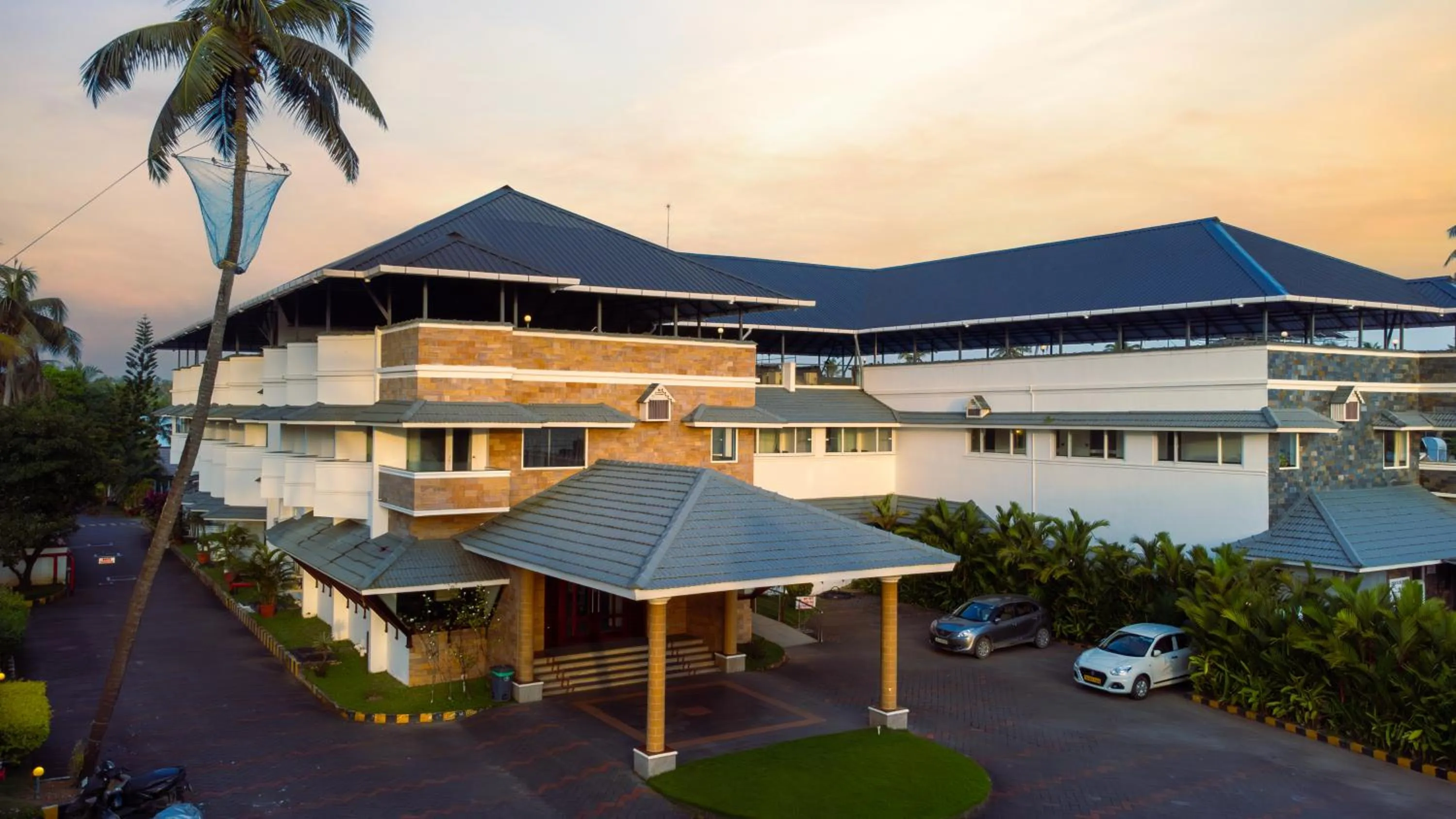 Property building in Renai Blue Waters Cherai