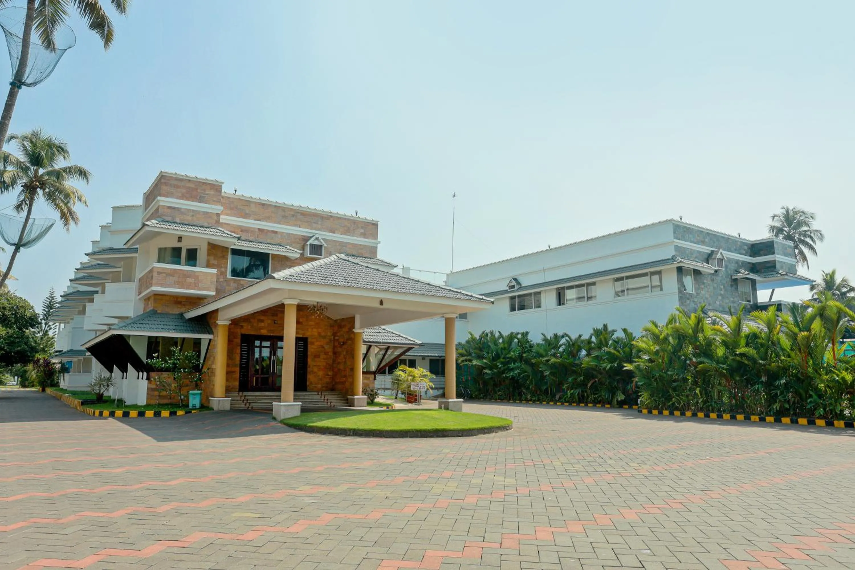 Property building in Renai Blue Waters Cherai