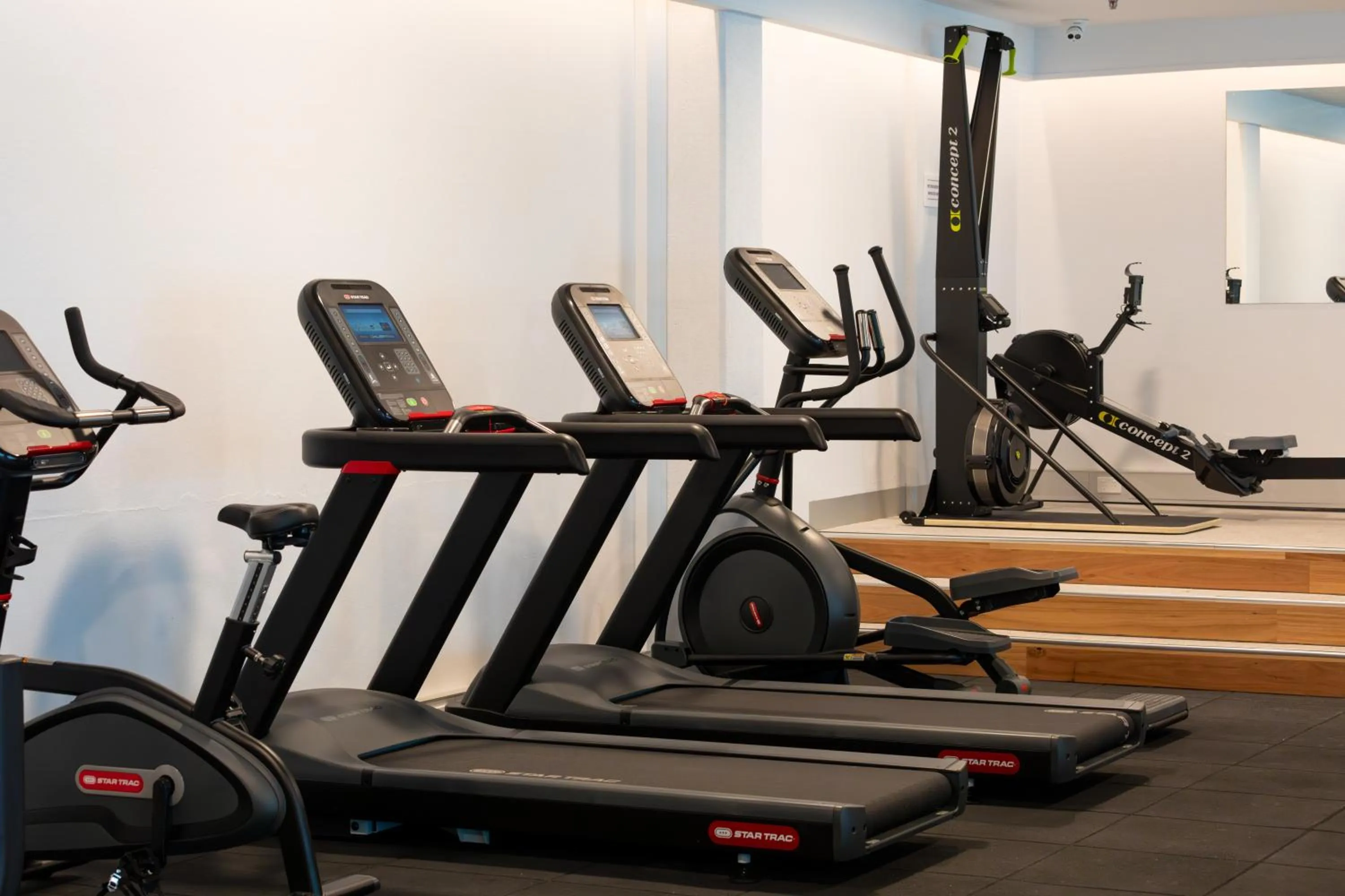 Fitness centre/facilities in Rydges Canberra