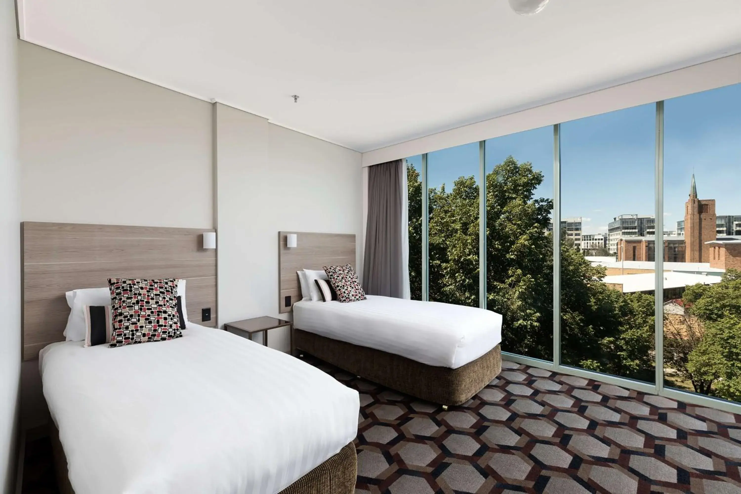 Photo of the whole room, Bed in Rydges Canberra Photo of the whole room, Bed in Rydges Canberra