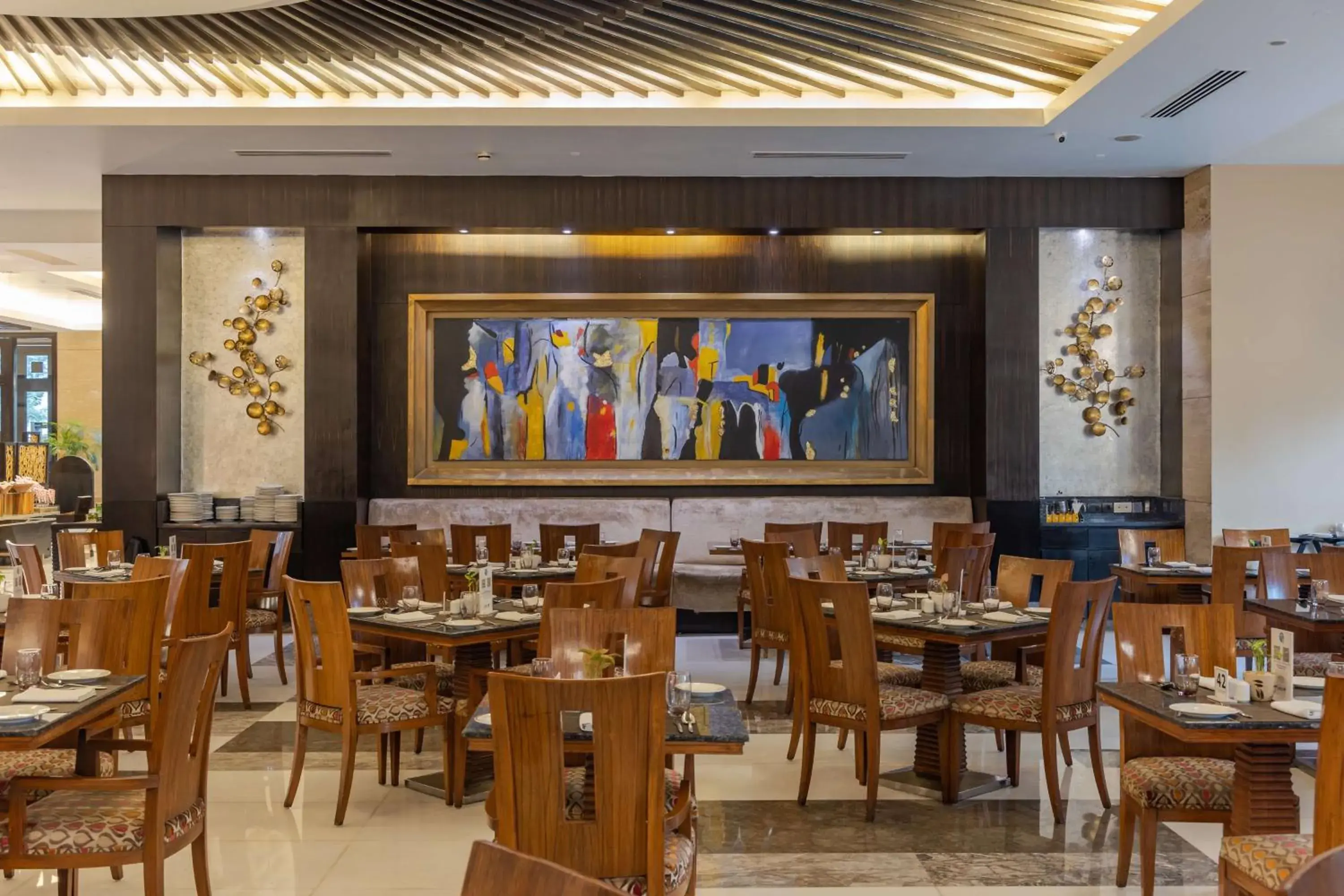 Restaurant/places to eat in Radisson Blu Hotel, Indore Restaurant/places to eat in Radisson Blu Hotel, Indore