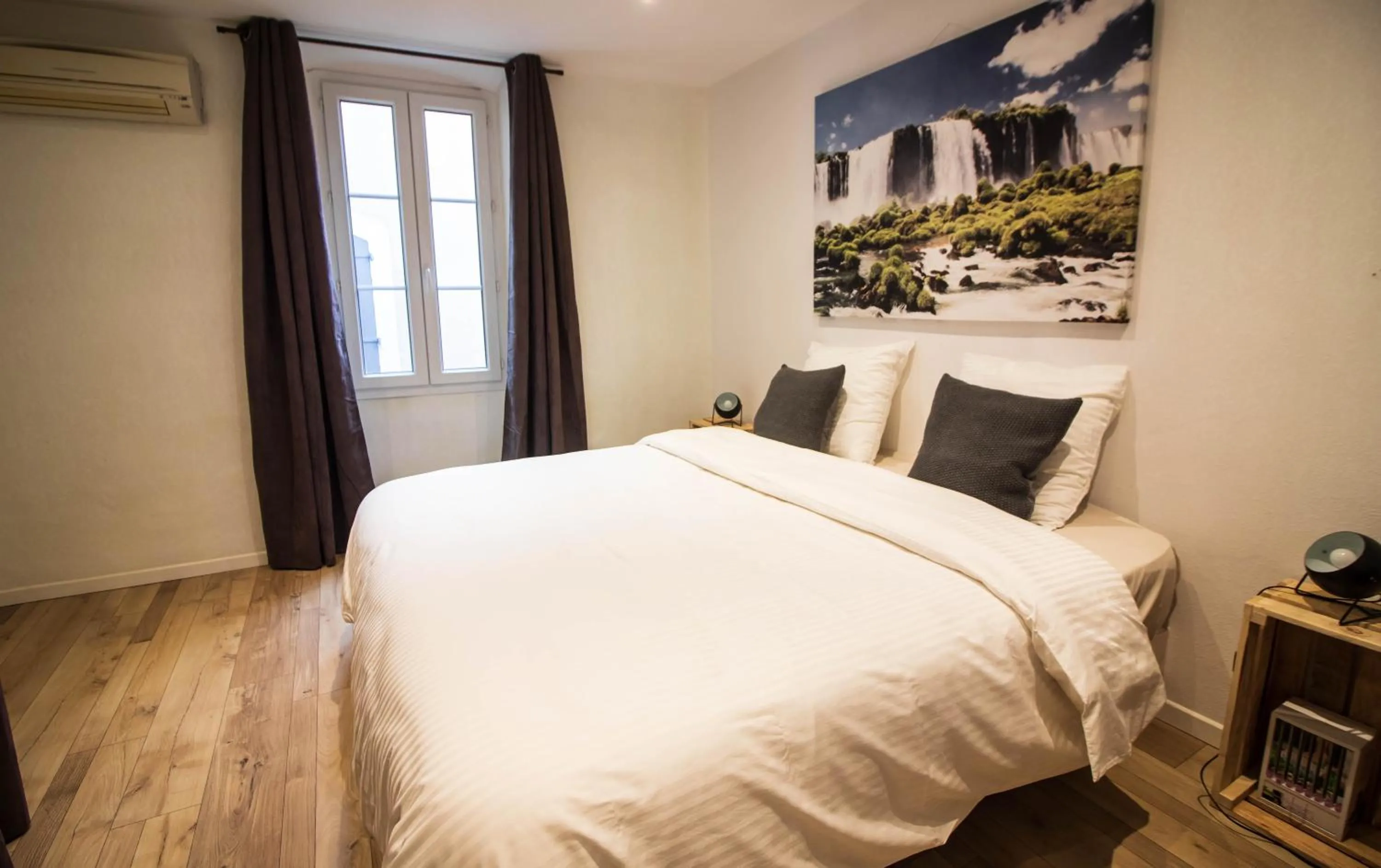 Bed in La Villa Tria Castella