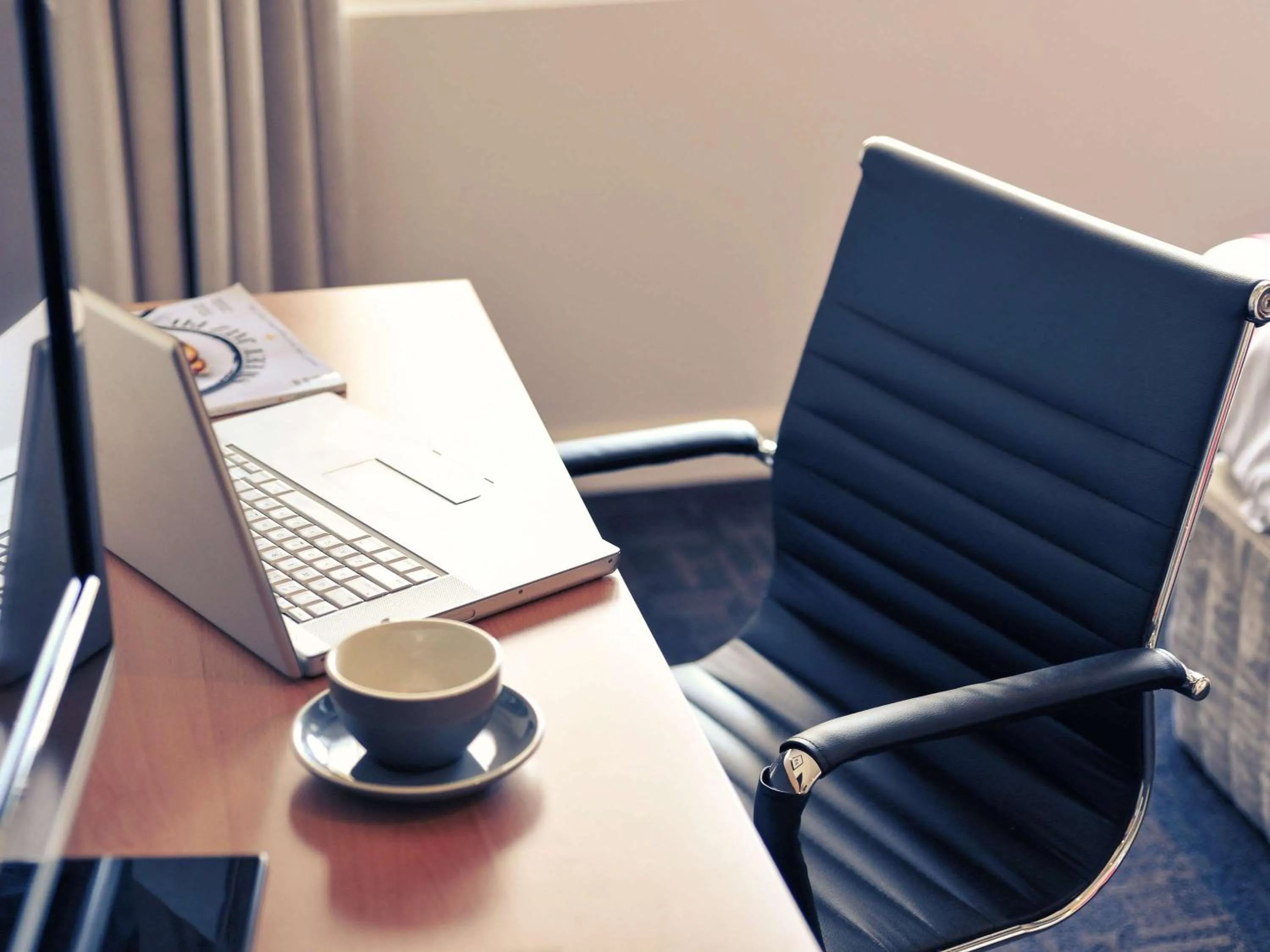 Bedroom in Mercure North Melbourne