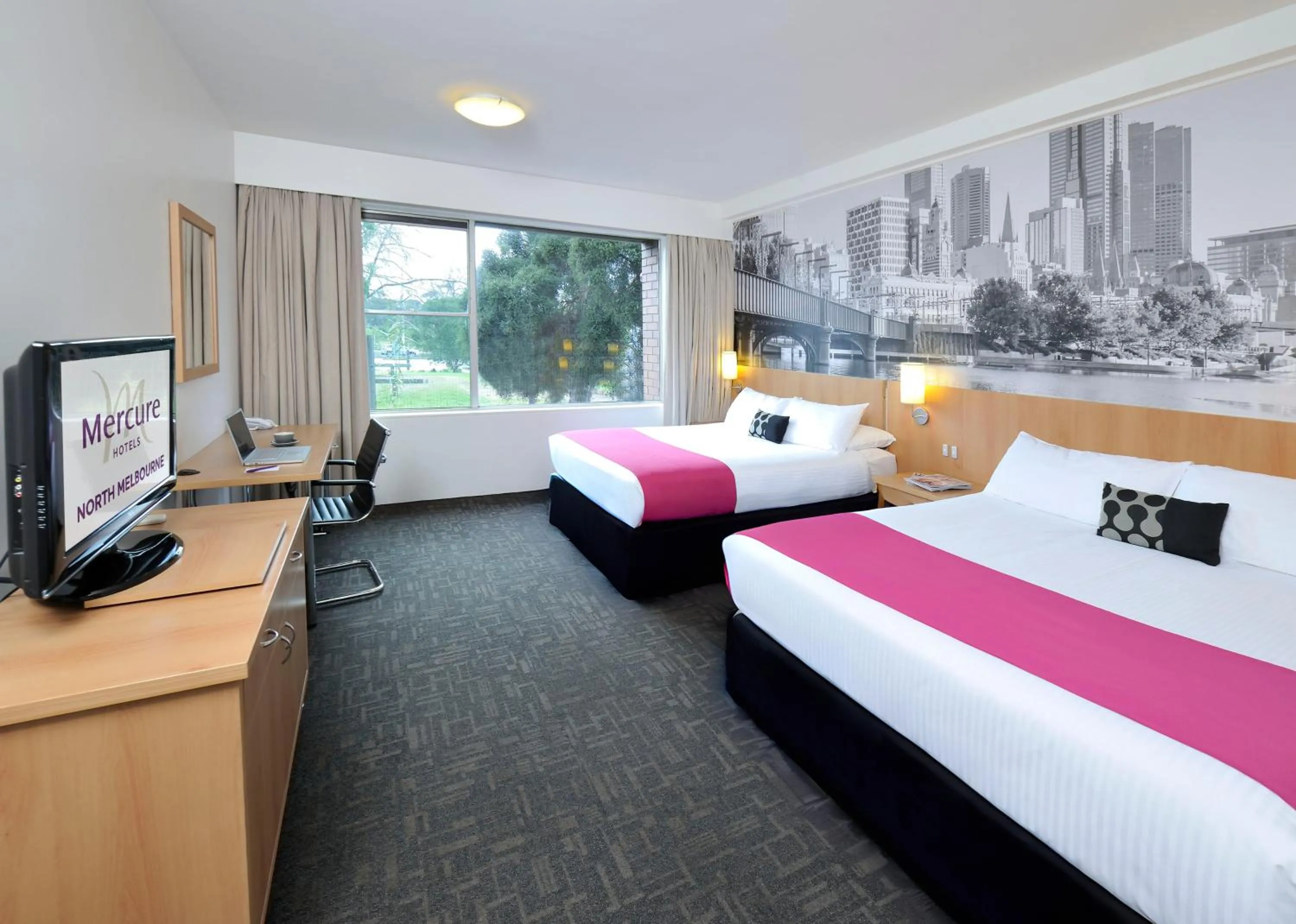 Bed in Mercure North Melbourne