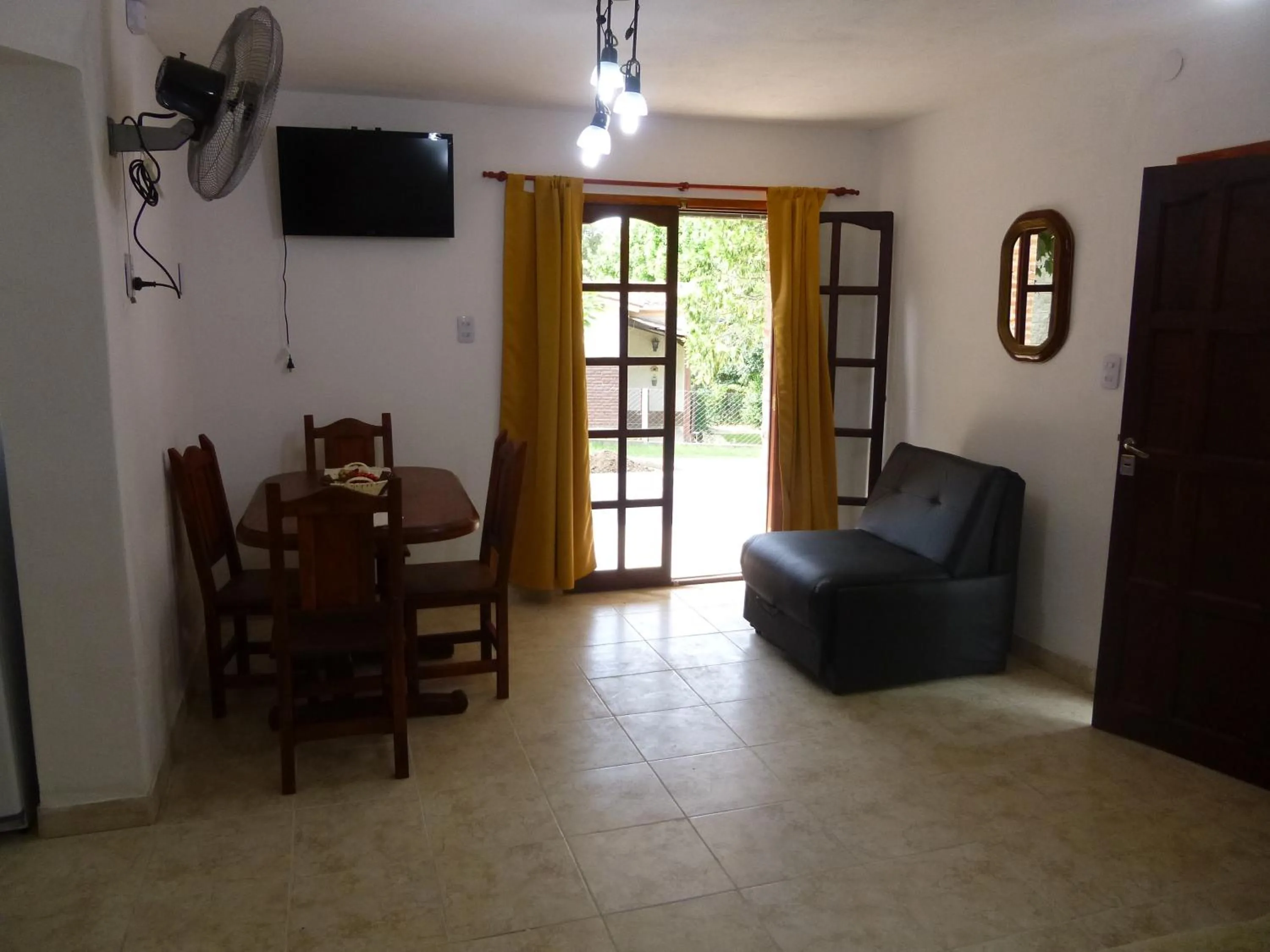 Dining area in Cabanas los lirios