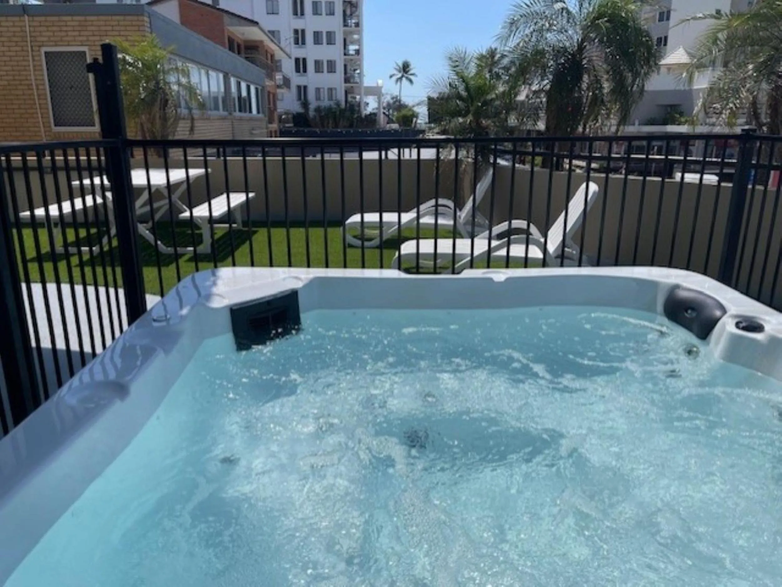 Day in Nautilus Resort Mooloolaba