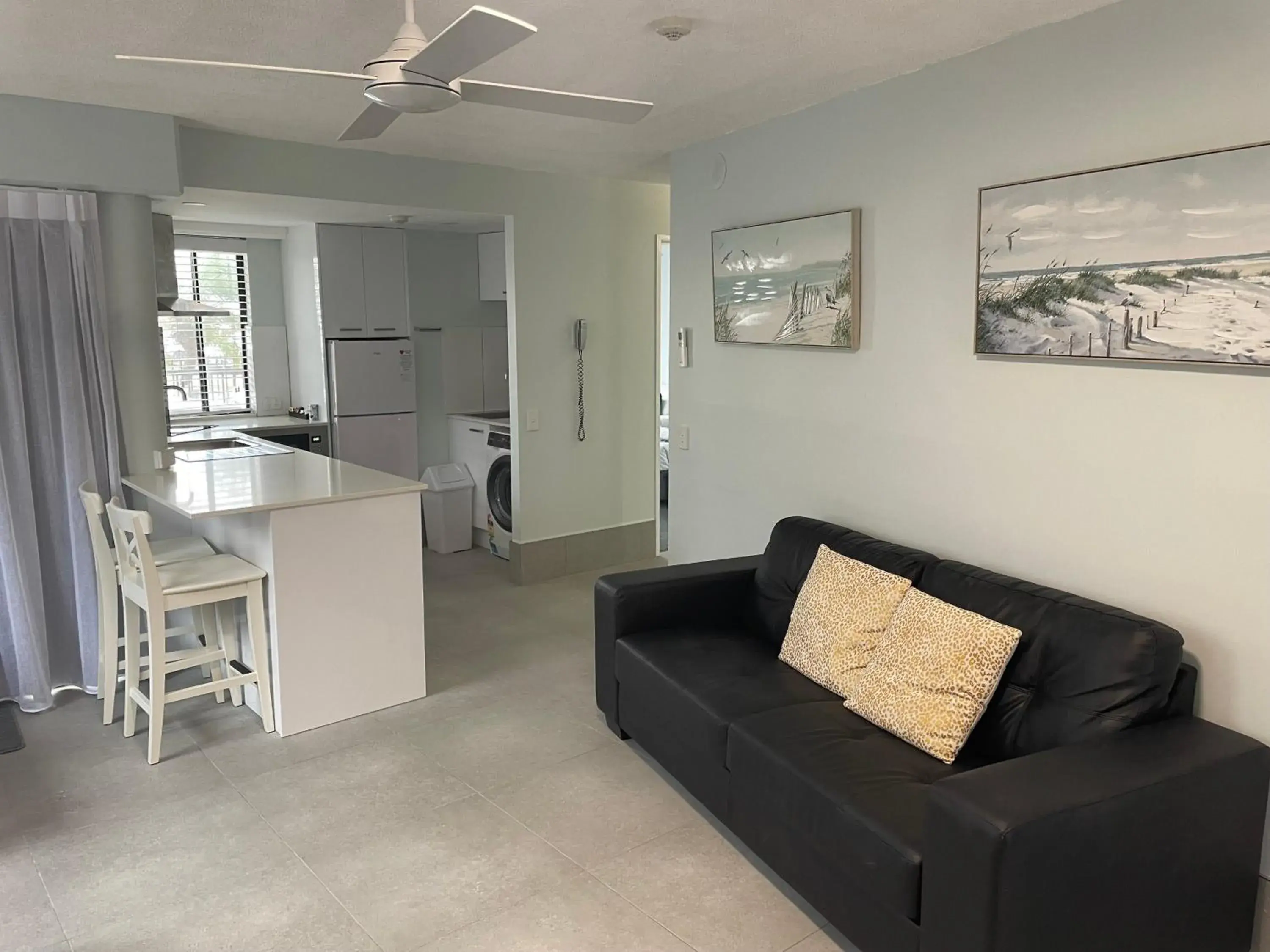 Kitchen or kitchenette in Nautilus Resort Mooloolaba Kitchen or kitchenette in Nautilus Resort Mooloolaba