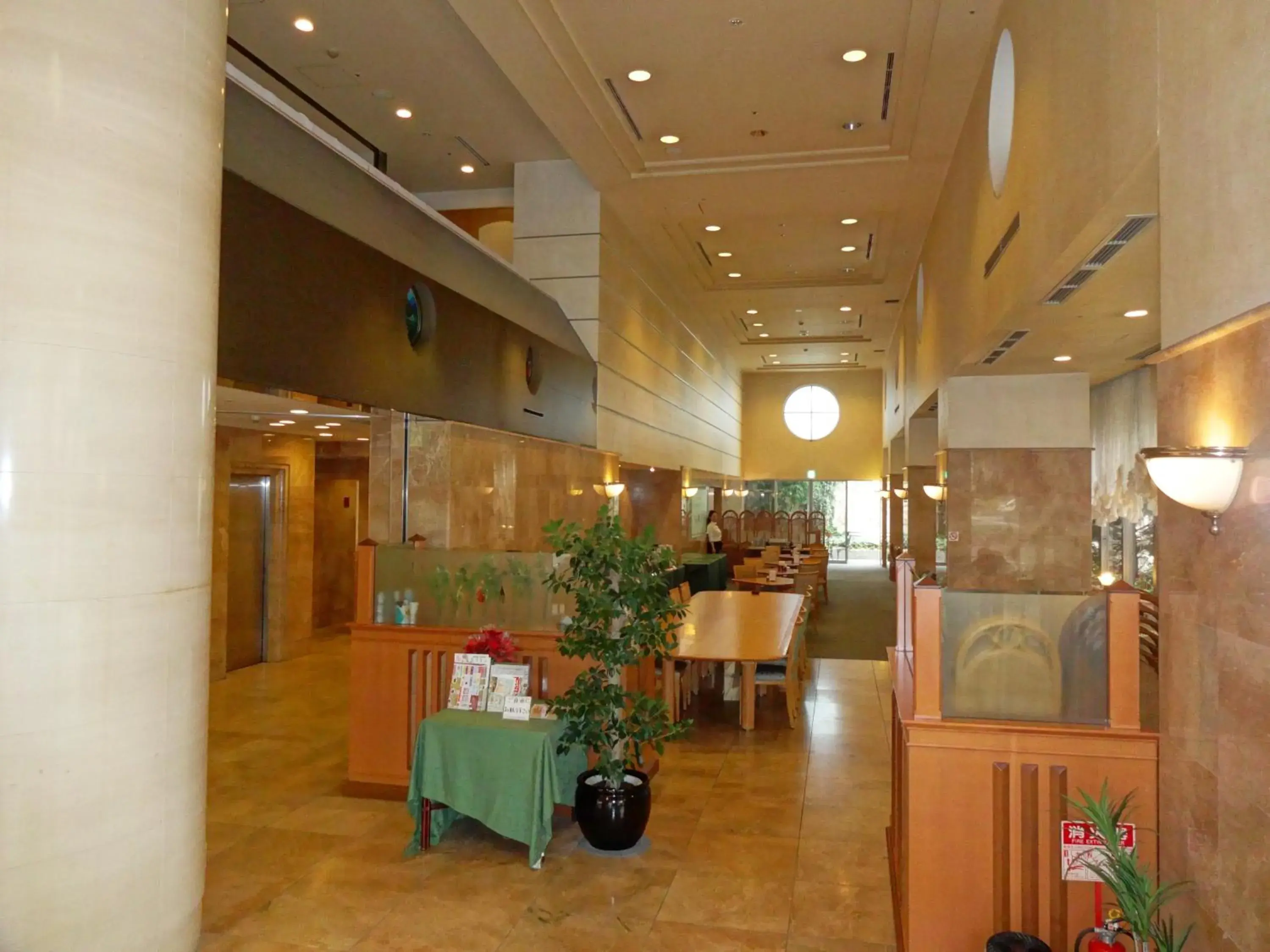 Restaurant/places to eat in Kobe Luminous Hotel Restaurant/places to eat in Kobe Luminous Hotel