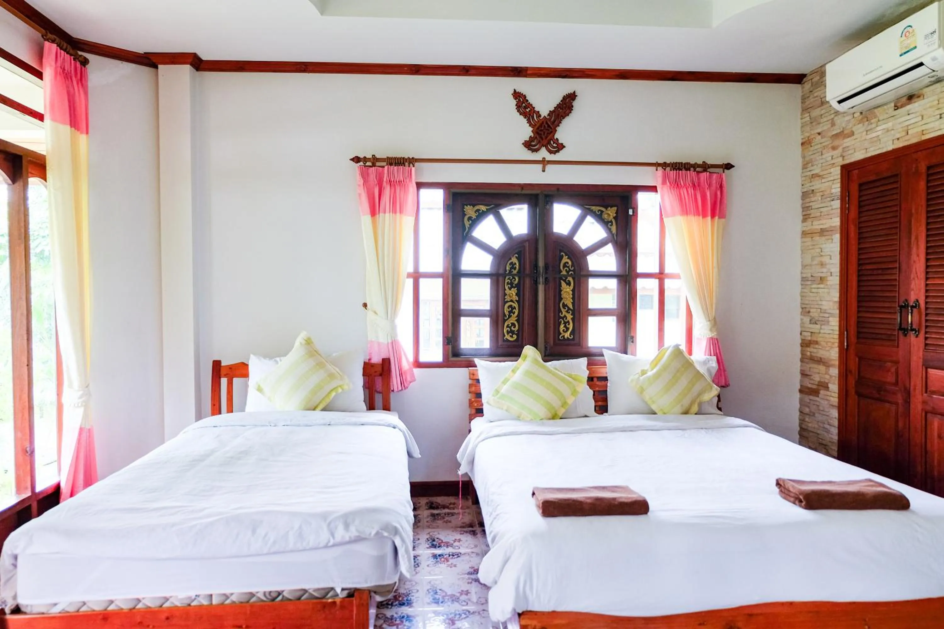 Bed in Mont Goei Pai