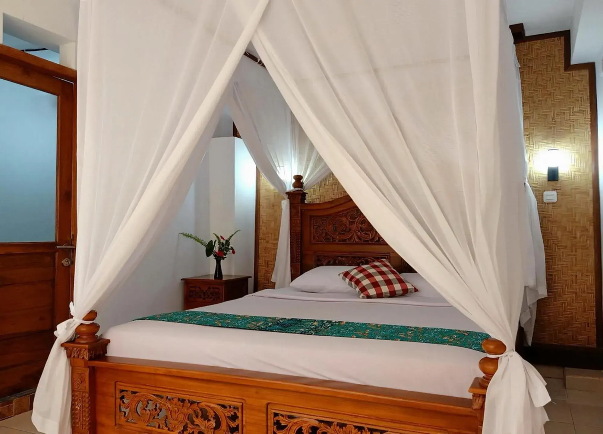KARANG SARI Guesthouse & Warung KARANG SARI Guesthouse & Warung