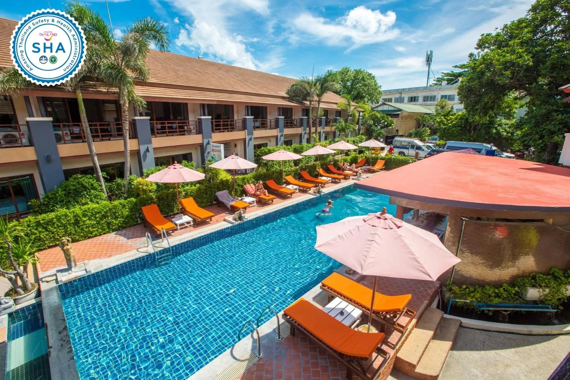 Swimming pool in Sunrise Resort- Koh Phangan - SHA Extra Plus
